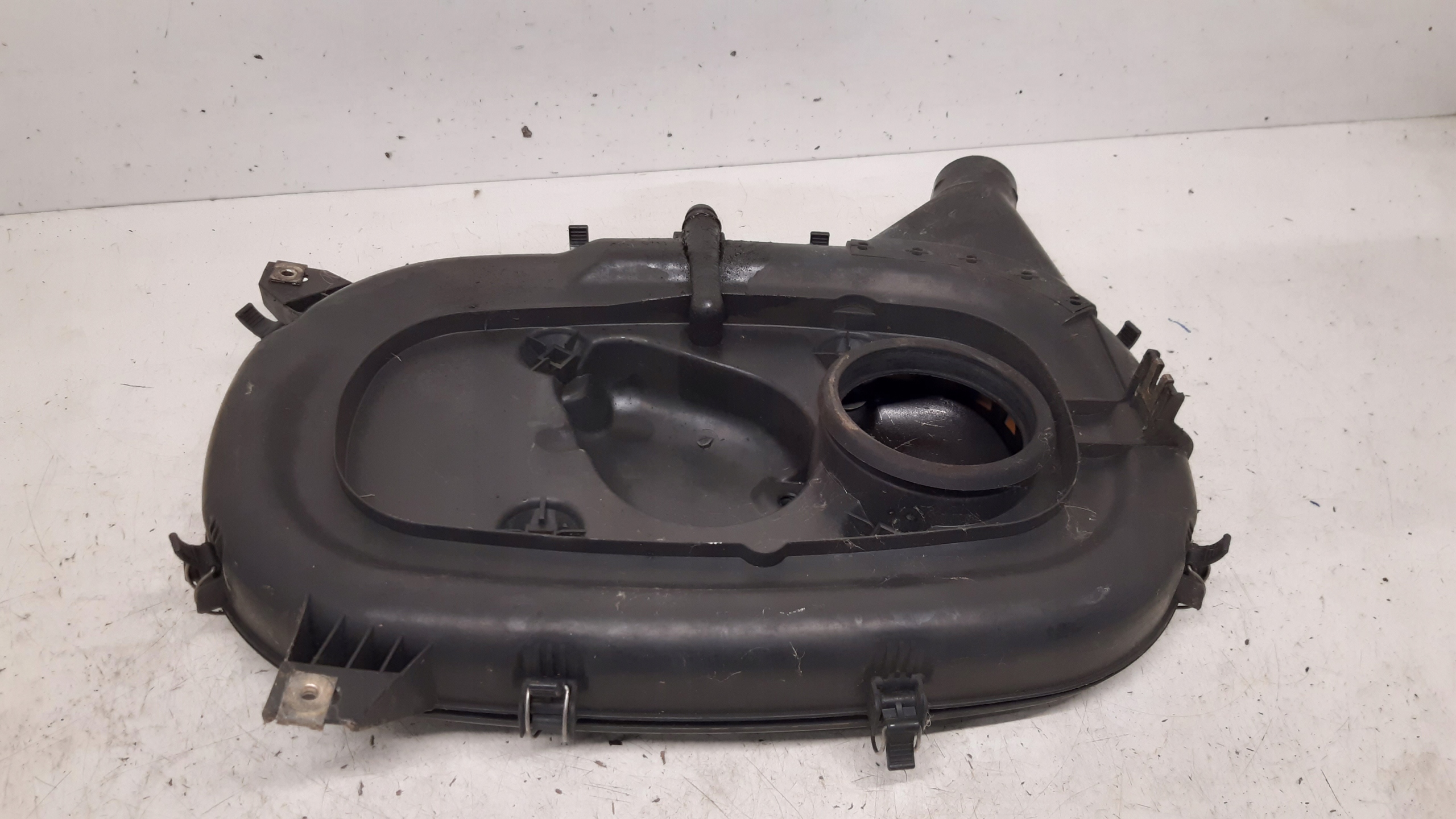 Gehäuse filter luft 2,3i Mercedes W124