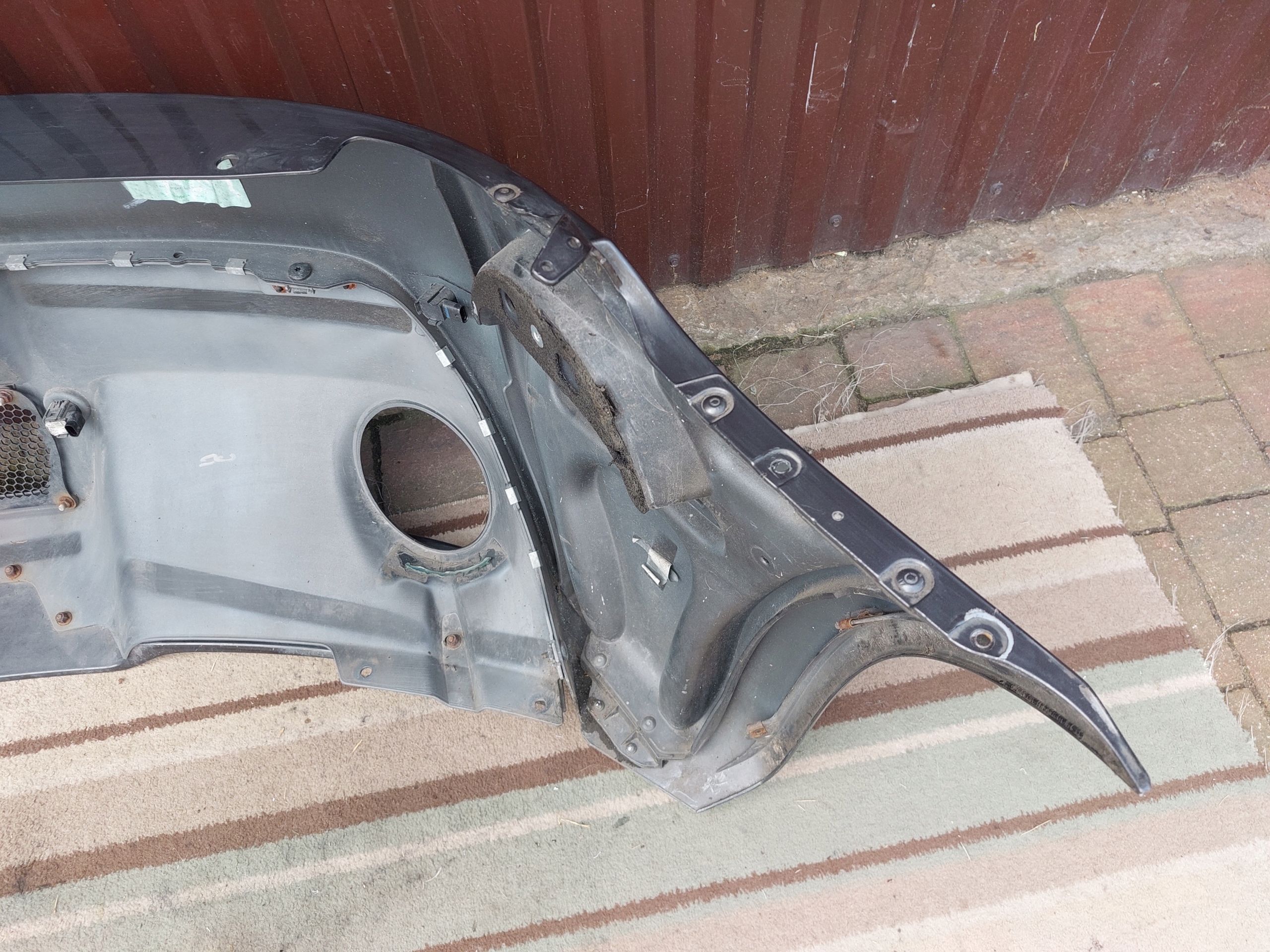 bumper rear part ASTON MARTIN VANTAGE 17r METEORITE SILVER