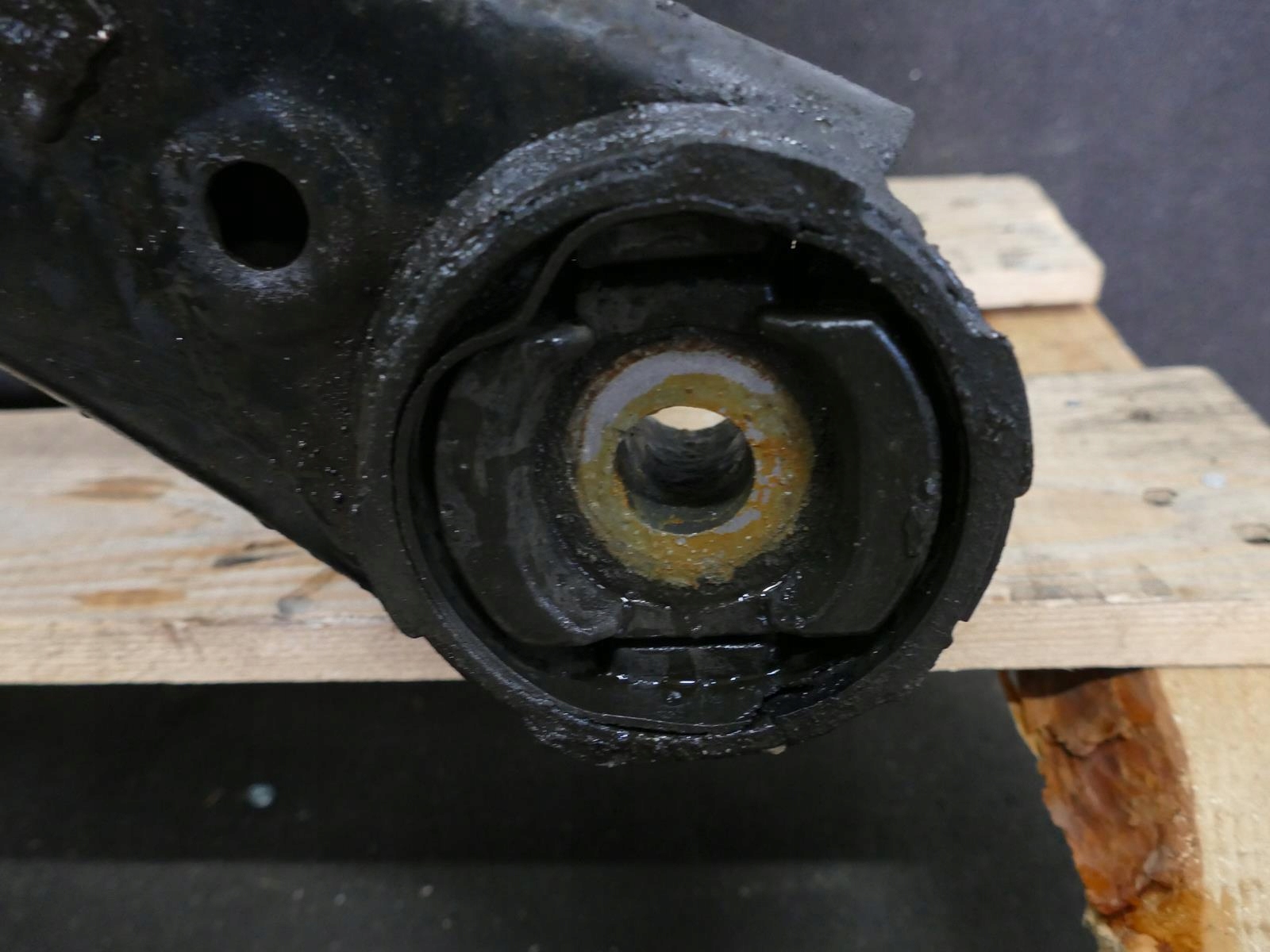 AUDI Q7 4L 3.0 TDI axle beam subframe axle beam sider TRAWERS front
