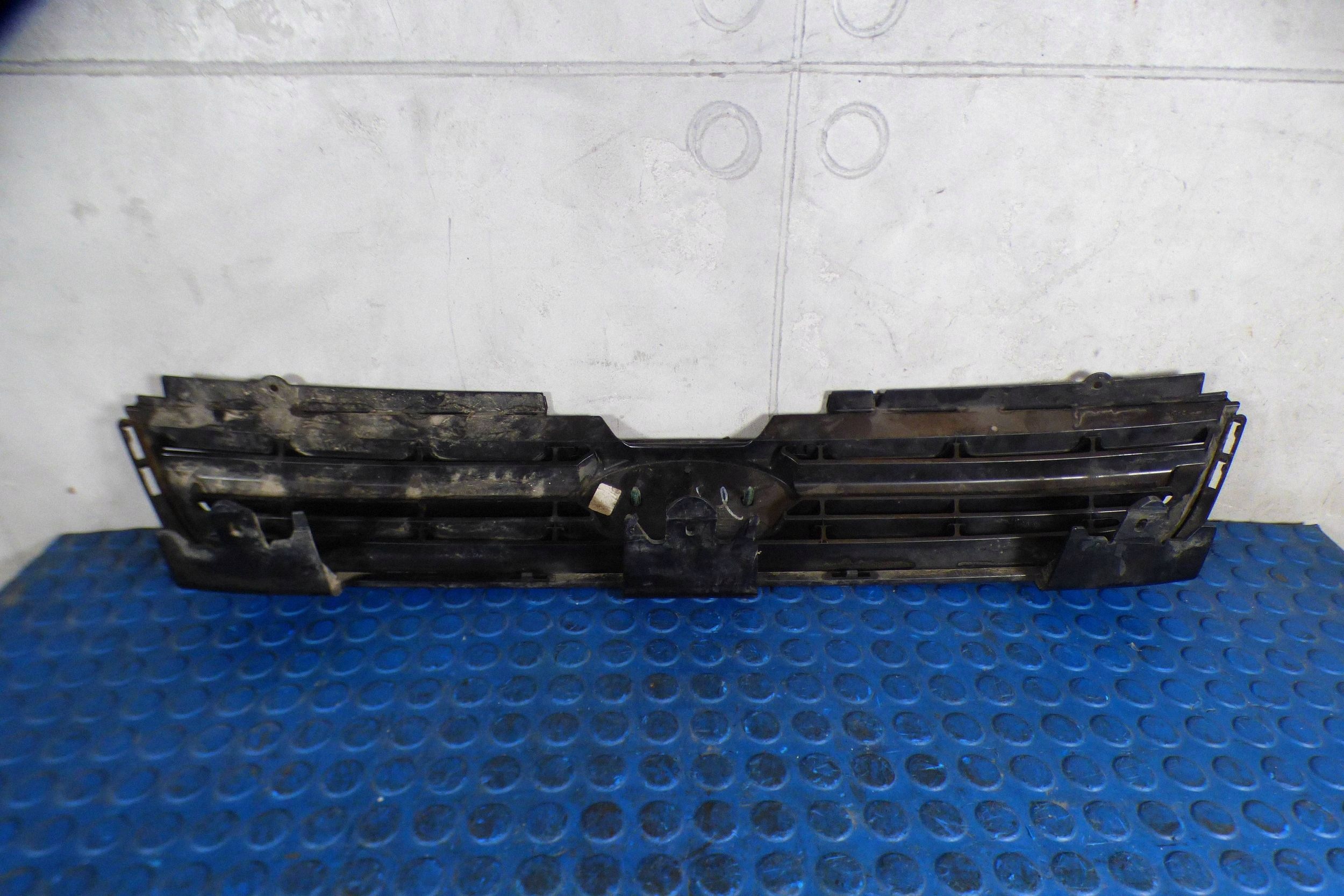 Ford S-MAX MK1 grill grille front AM21-R8200-AG
