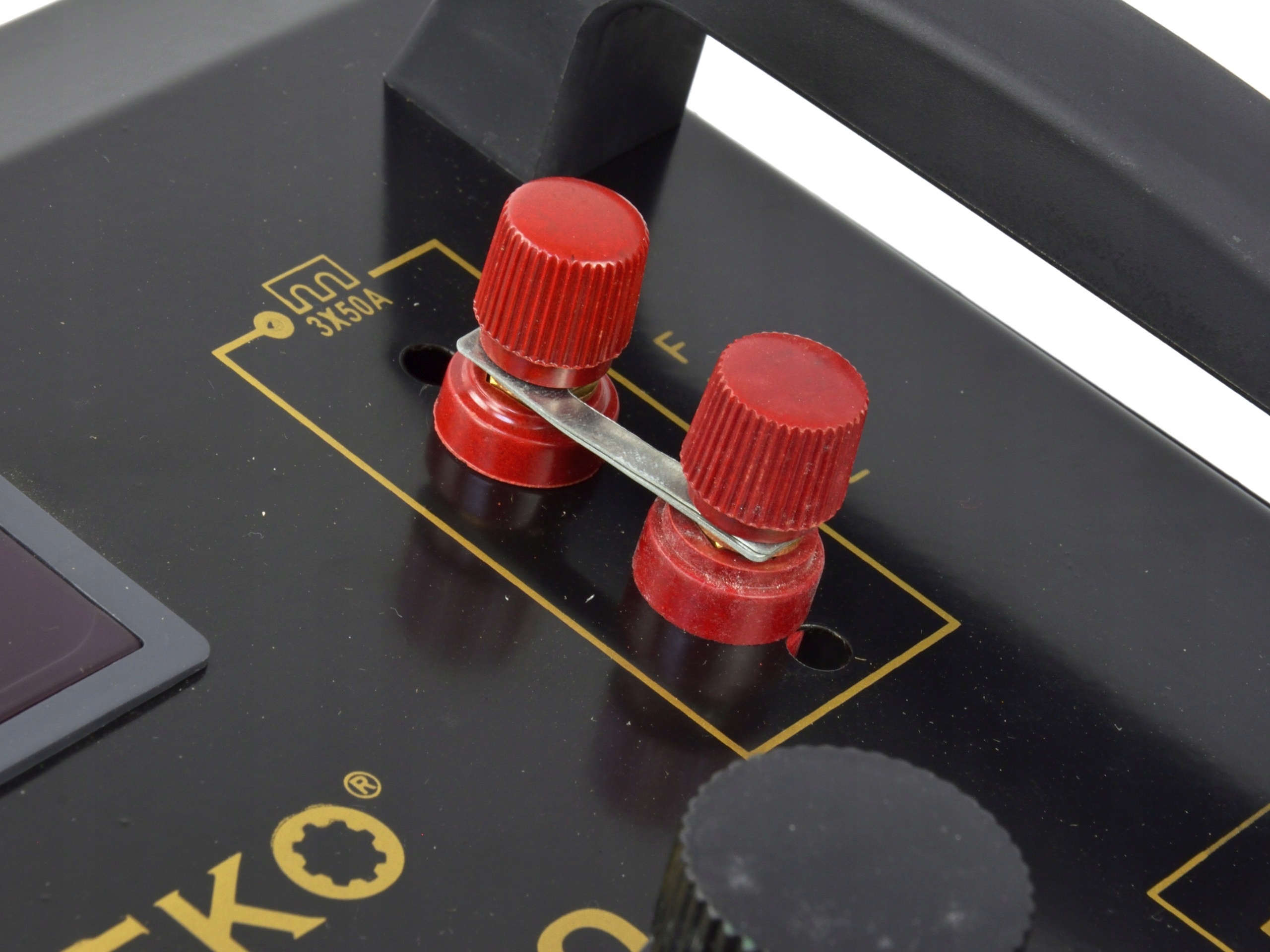 PROSTOWNIK Z ROZRUCHEM 12 24V 400 700A EAN 5901477136016