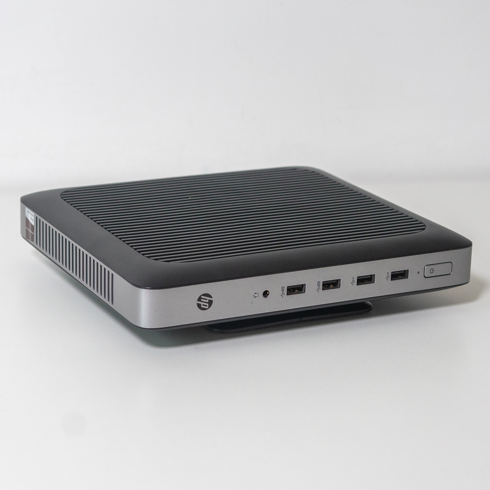 HP T630 THIN CLIENT 8GB RAM DDR4 256GB SSD M.2 WIN10 Seria AMD Embedded G-Series