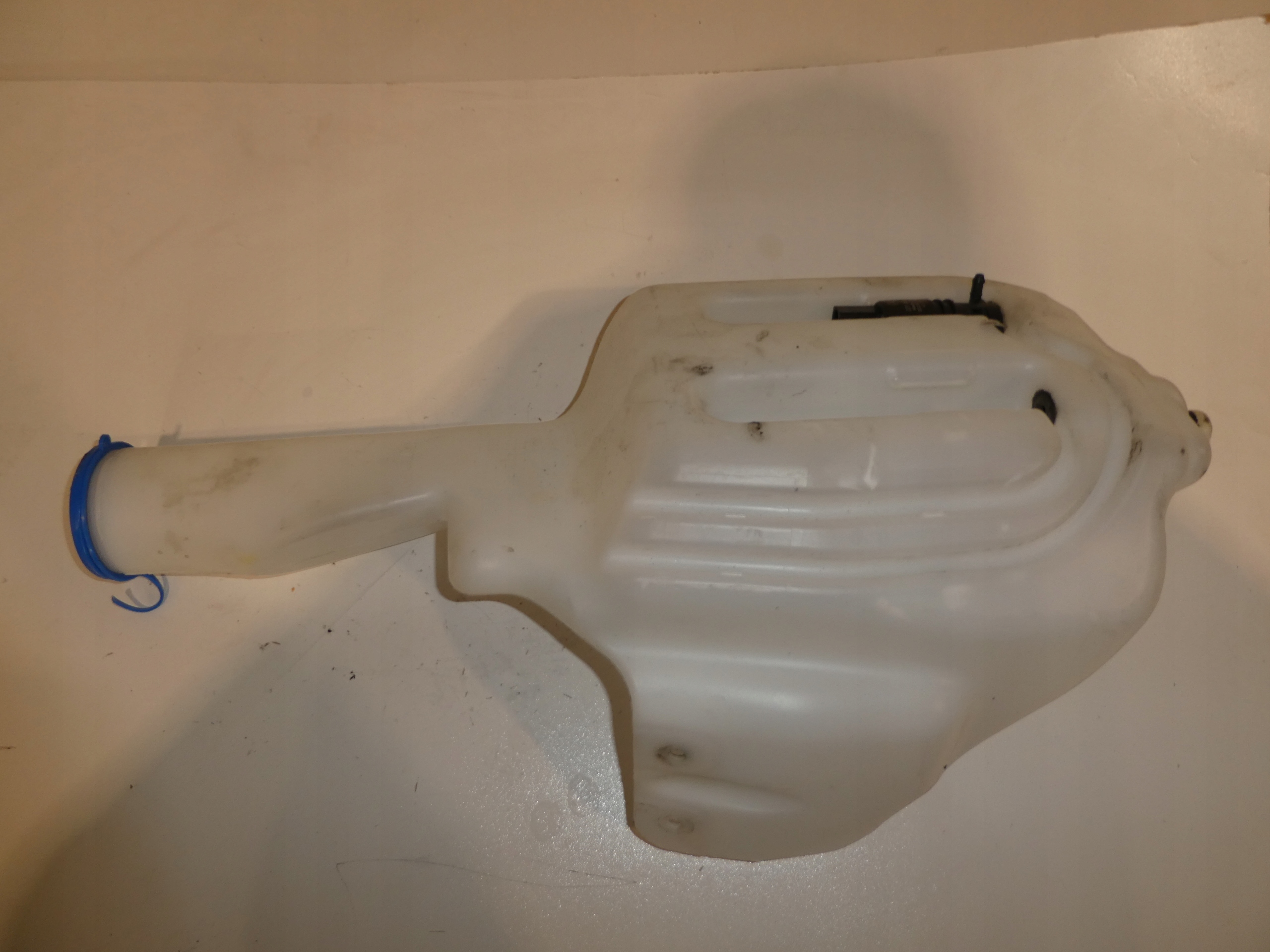 washer fluid tank SPRINTER 906 A9068690220