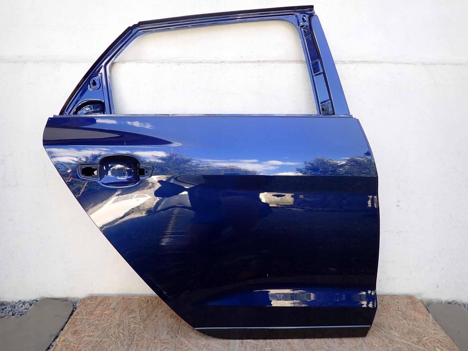 ДВЕРІ ПРАВЕ ЗАДНЄ ПРАВИЙ ЗАД. AUDI A1 2 II2a GBA CITYCARVEL 2019-