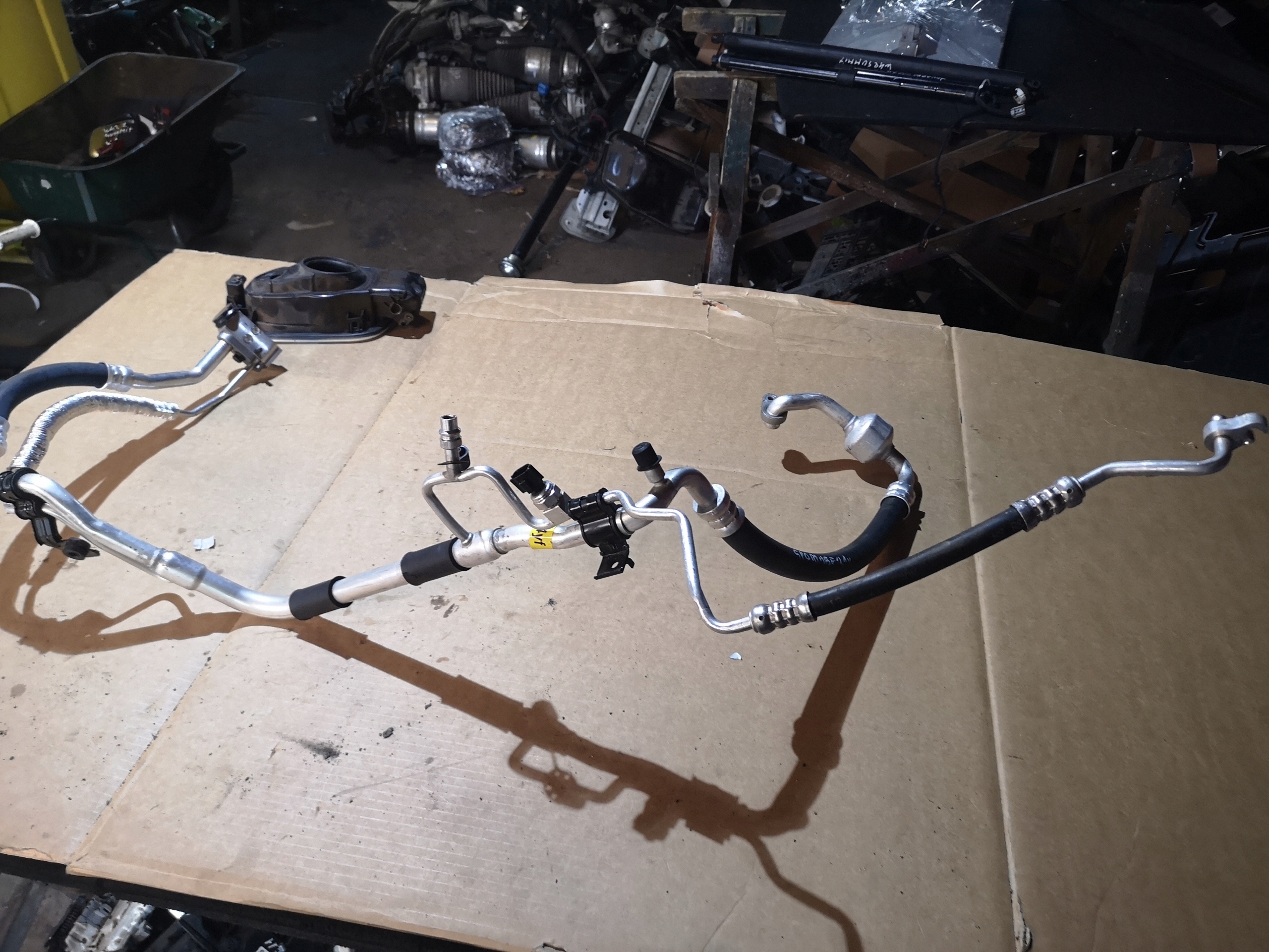 2021R - КАБЕЛЬ КОНДИЦИОНЕРА KIA SPORTAGE IV 2021