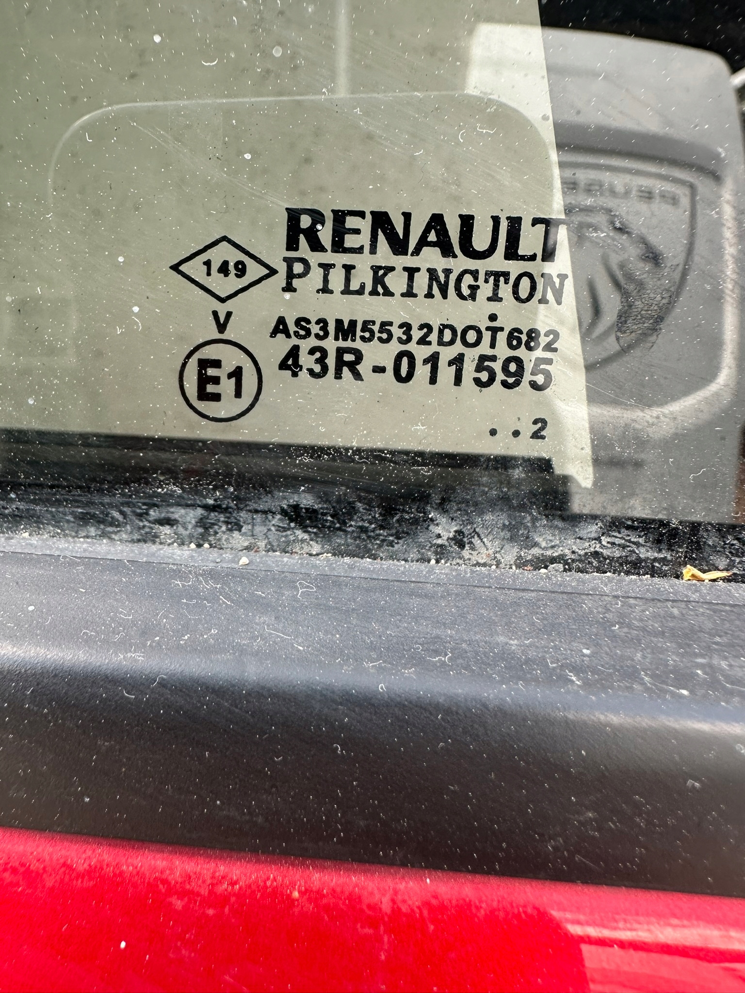 RENAULT MEGANE 5 V E-TECH door right right rear part EU nice