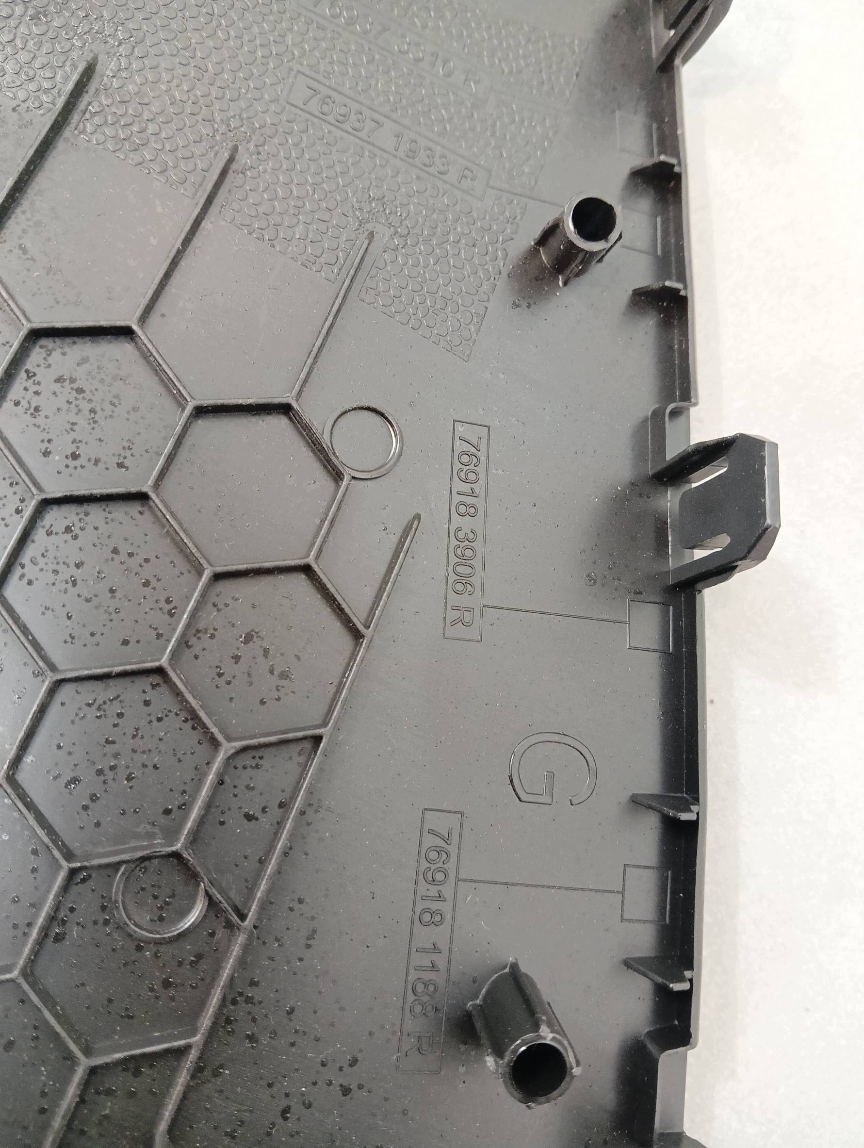 kryt PRAHU levá pravá KOMPLET Renault Captur II (2019-)