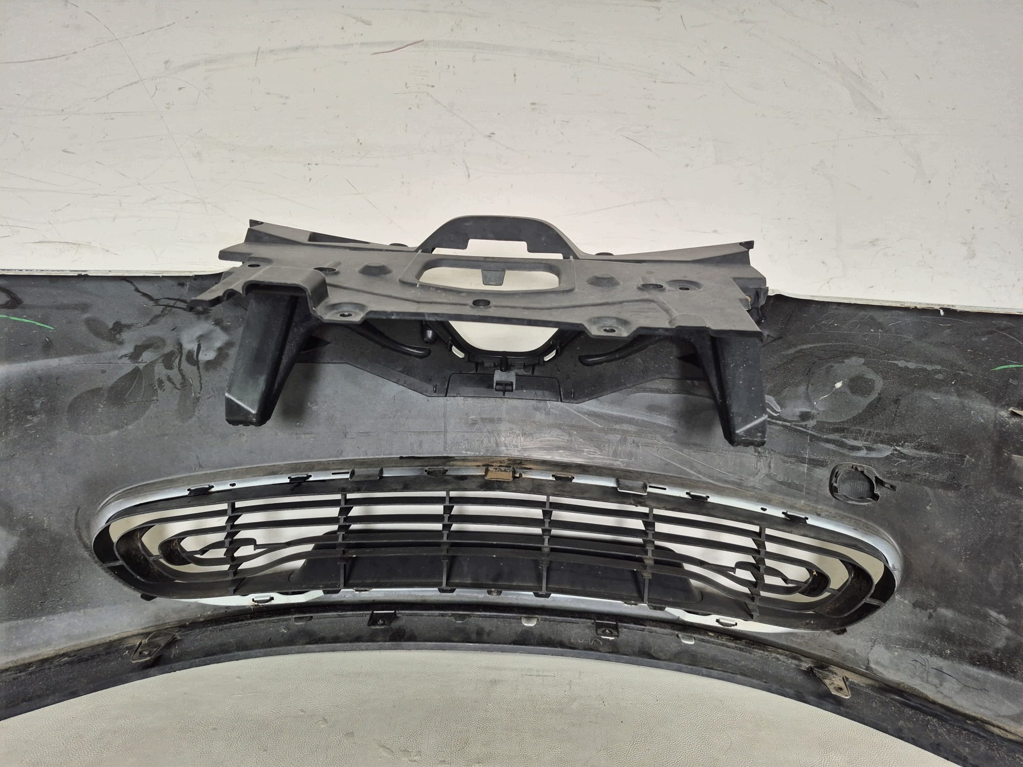 RENAULT ZOE 12-19 bumper front front