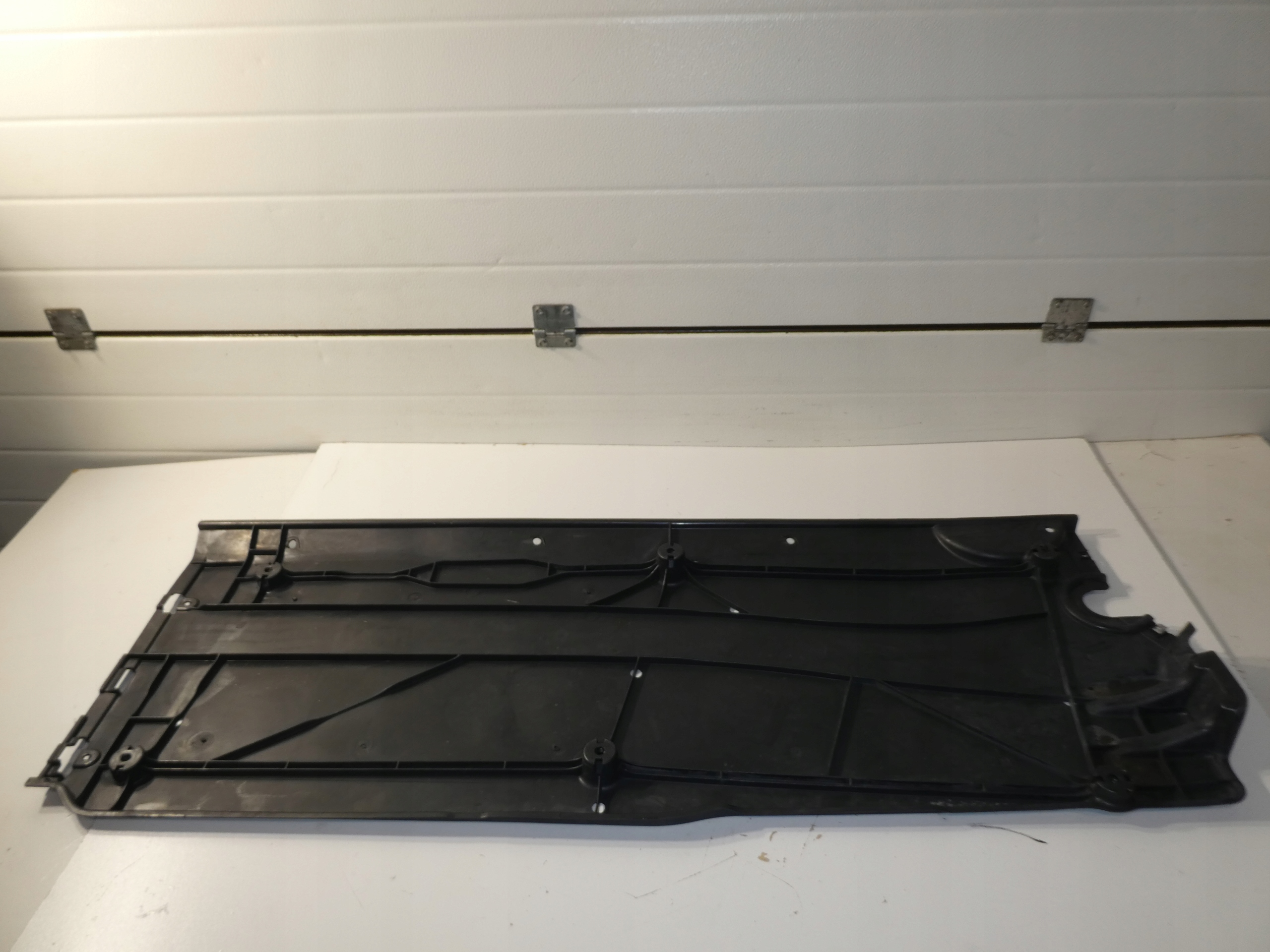 cover chassis left SKODA KAMIQ 2Q0825201A