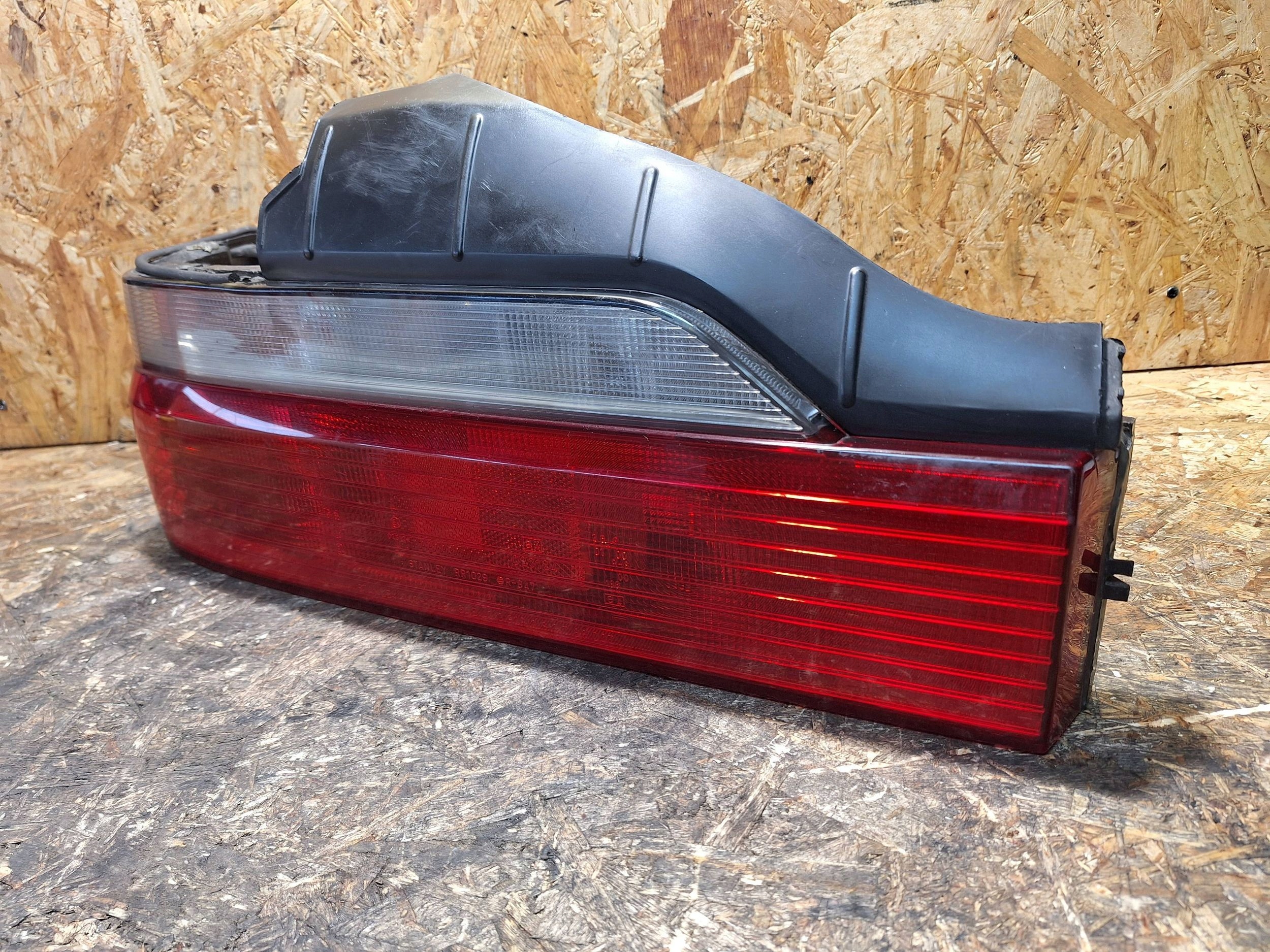 LAMPA TYŁ LEWA HONDA PRELUDE III LIFT 89-91 043-1029 Producent części Honda OE