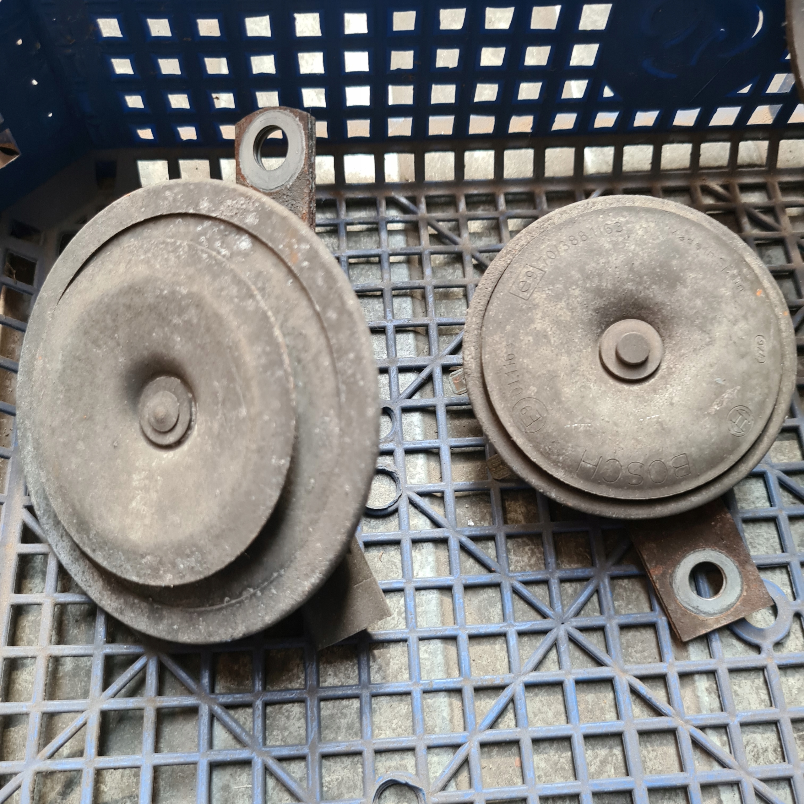 DL-125 - Звуковий сигнал 24V MAN DAF IVECO