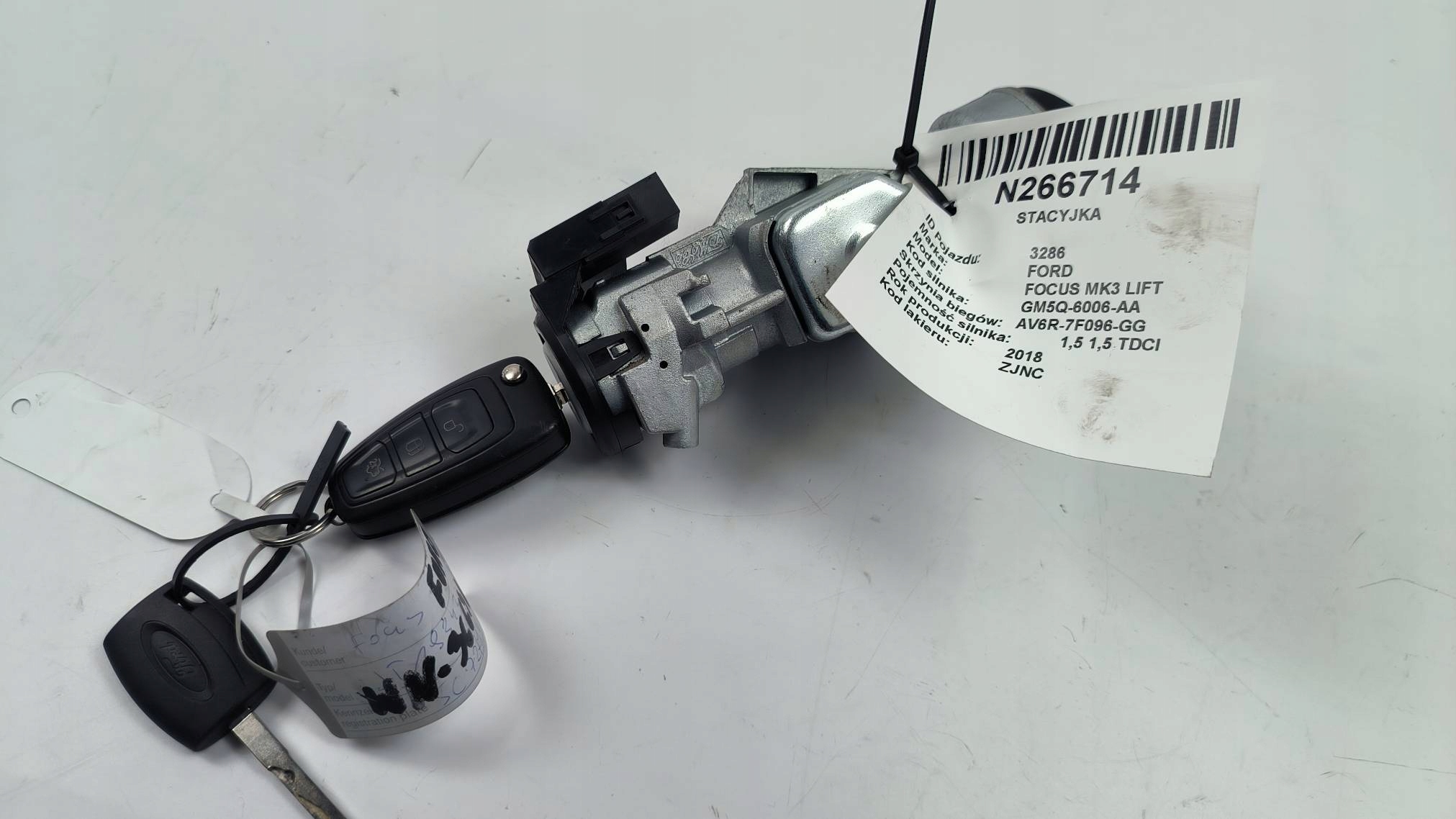 ignition key 6E5T-15607-CA FORD FOCUS MK3 LIFT
