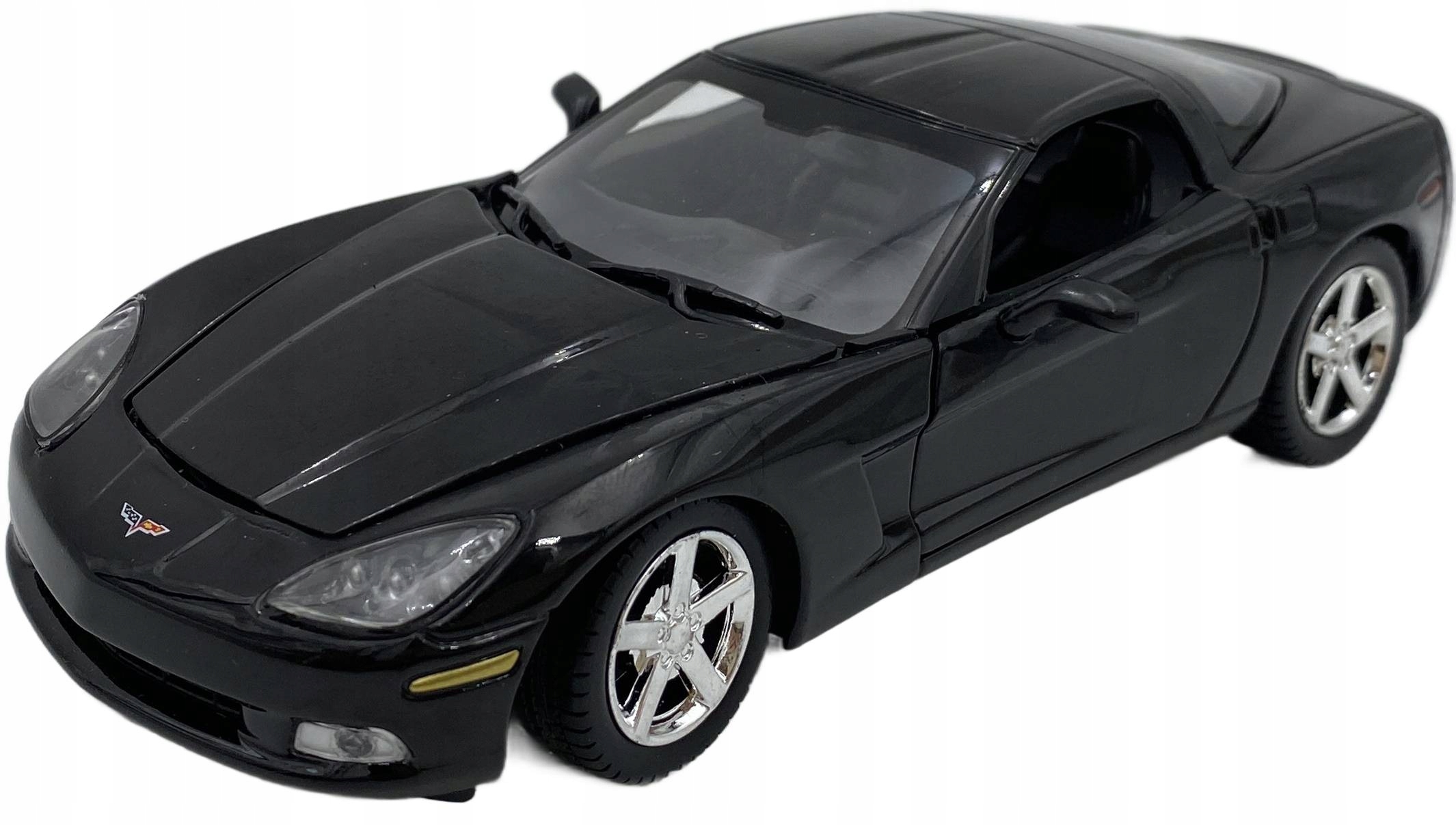 Chevrolet Corvette C6 2005 1:24 Motormax 73270 černá