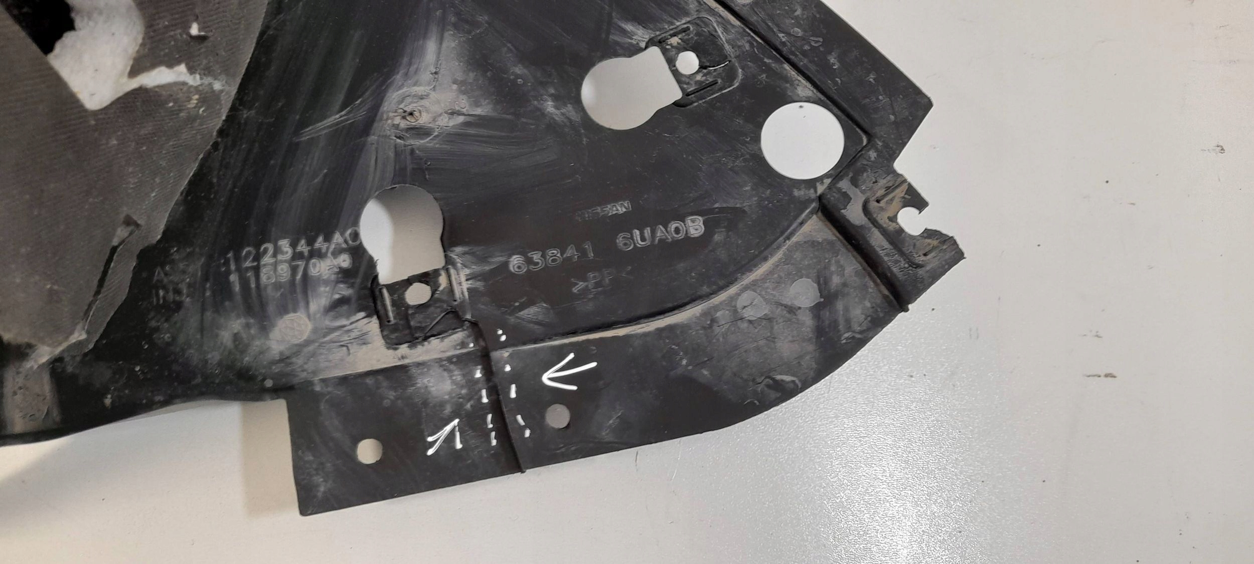 Nissan Qashqai J12 mudguard front left 638416UA0B (T129)