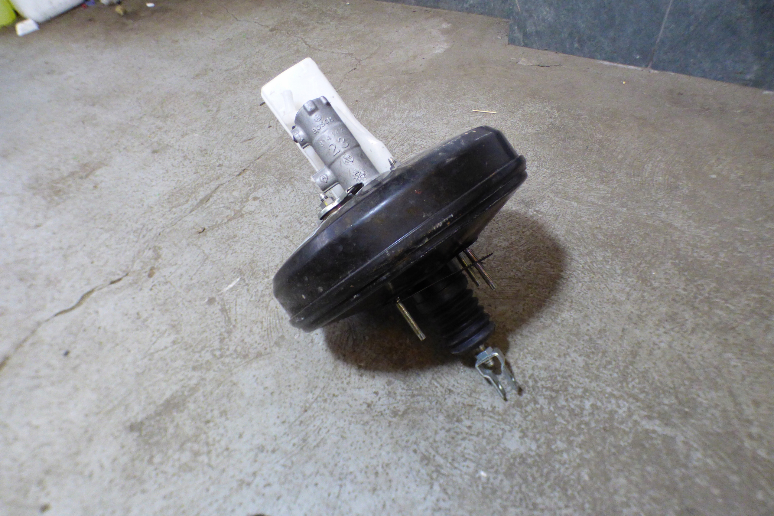 servo Servofreno 47200-02Q70 EUROPA st.BDB TOYOTA COROLLA XII E21