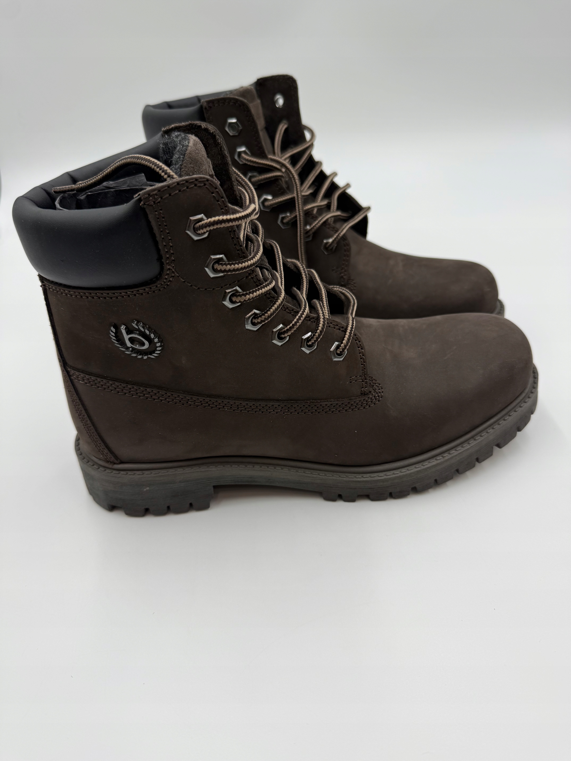 Bugatti pánské zateplené kožené trapery velikost 44