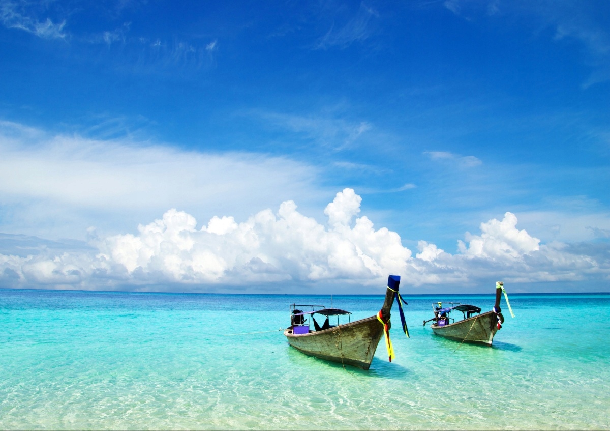 

Tapeta flizelinowa Plaża Łodzie - 208x146