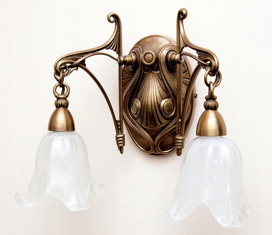 Mosadzné nástenné svietidlo, nástenná lampa z mosadze