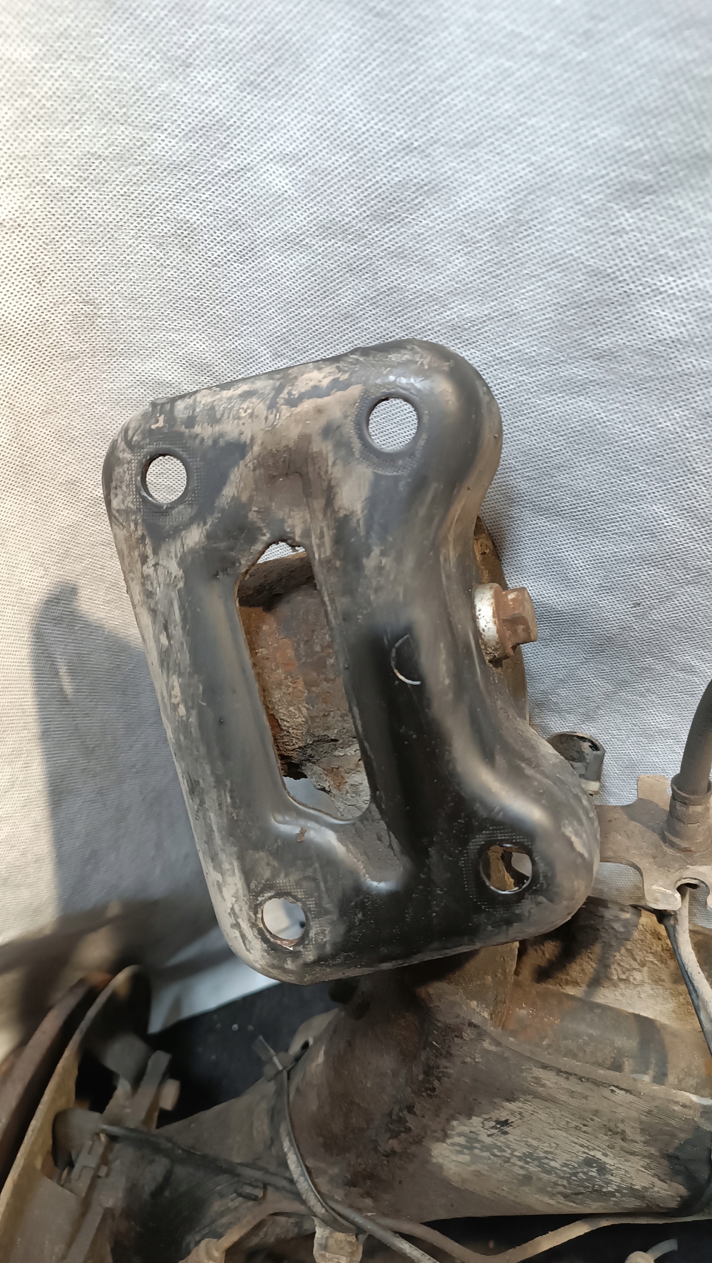 träger hinten Achsträgers CITROEN C4 1.6HDI 2005r