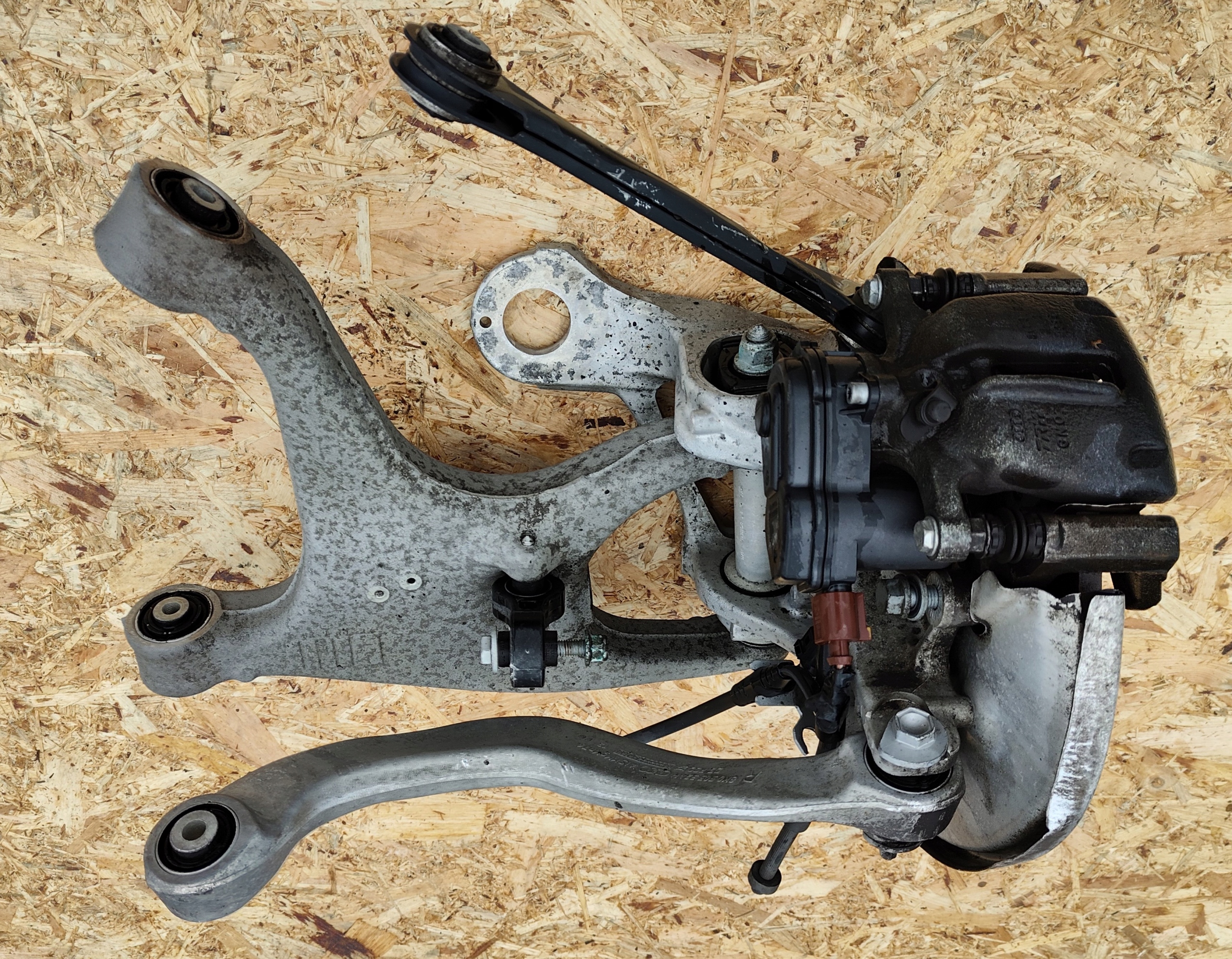 swing arm rear part side complete right AUDI A6 C7 LIFT 2WD