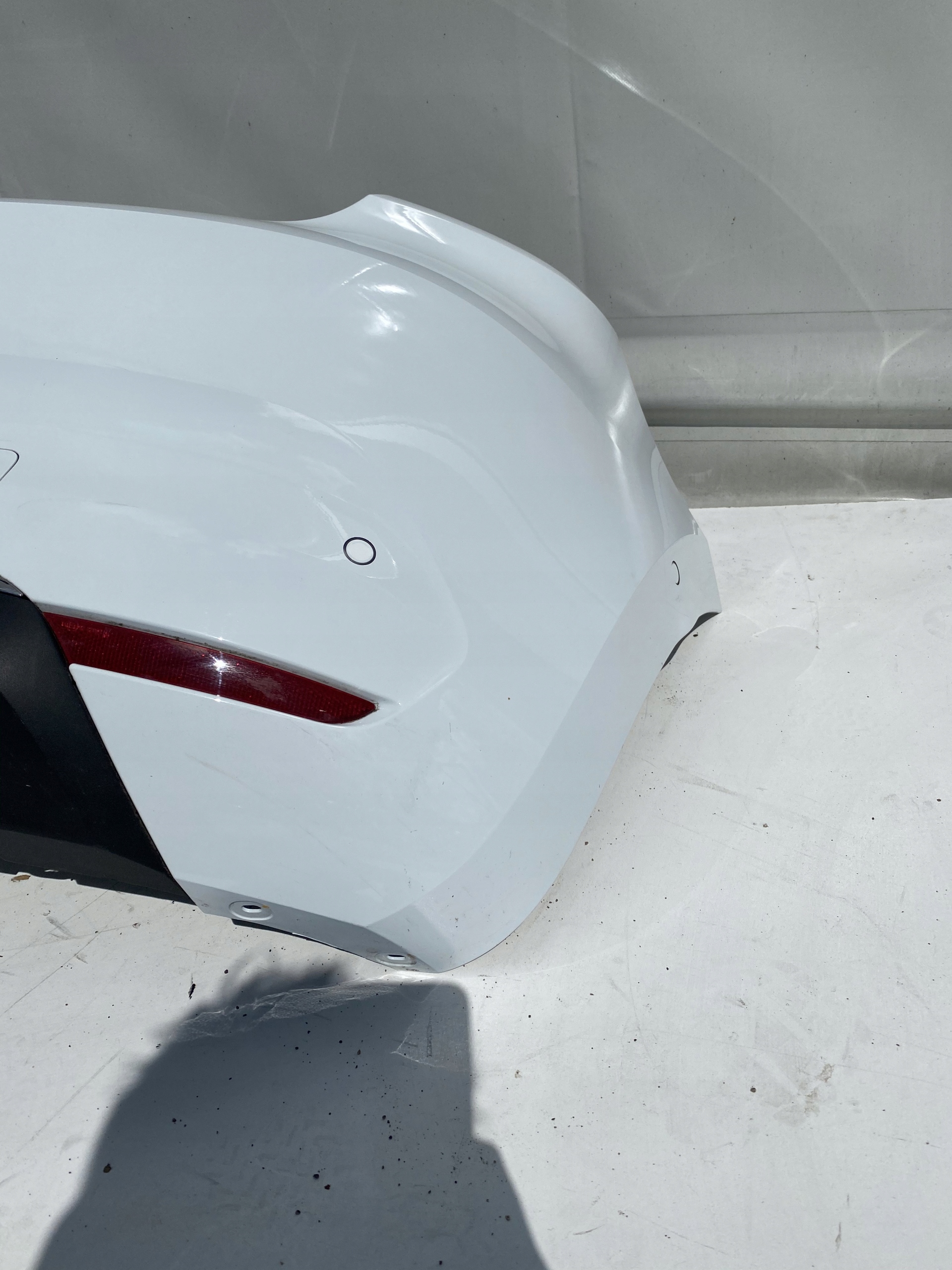 RENAULT CLIO V BUMPER REAR REAR PART 6 PDC BIALY OV369