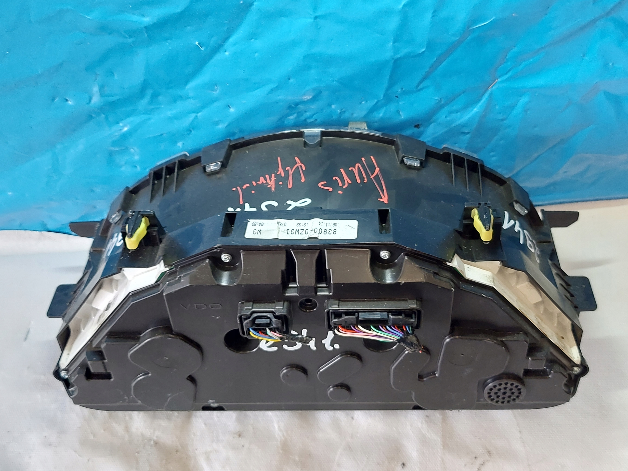 dials clock TOYOTA AURIS HYBRID 838000ZW31