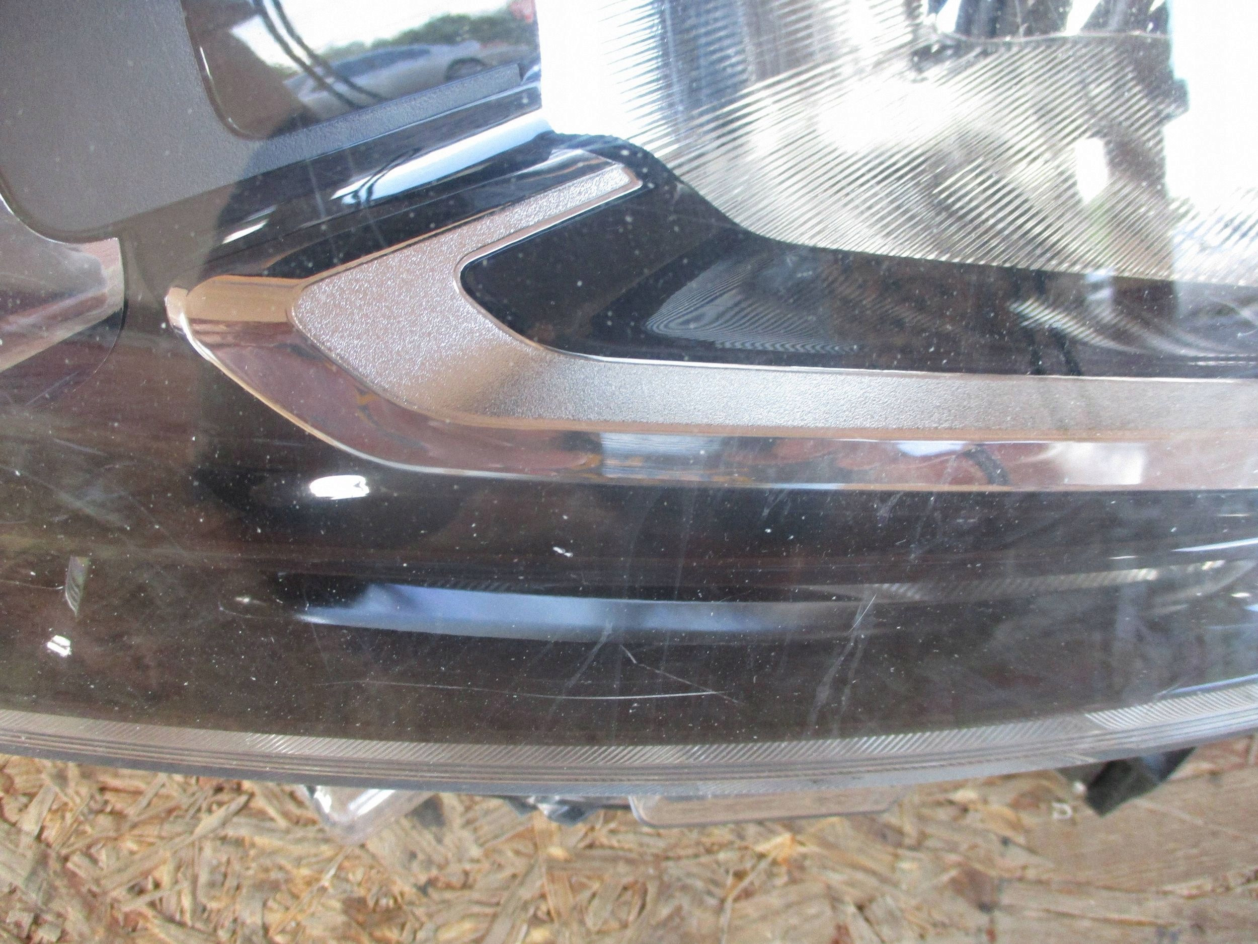 light front front left TOYOTA PROACE CITY