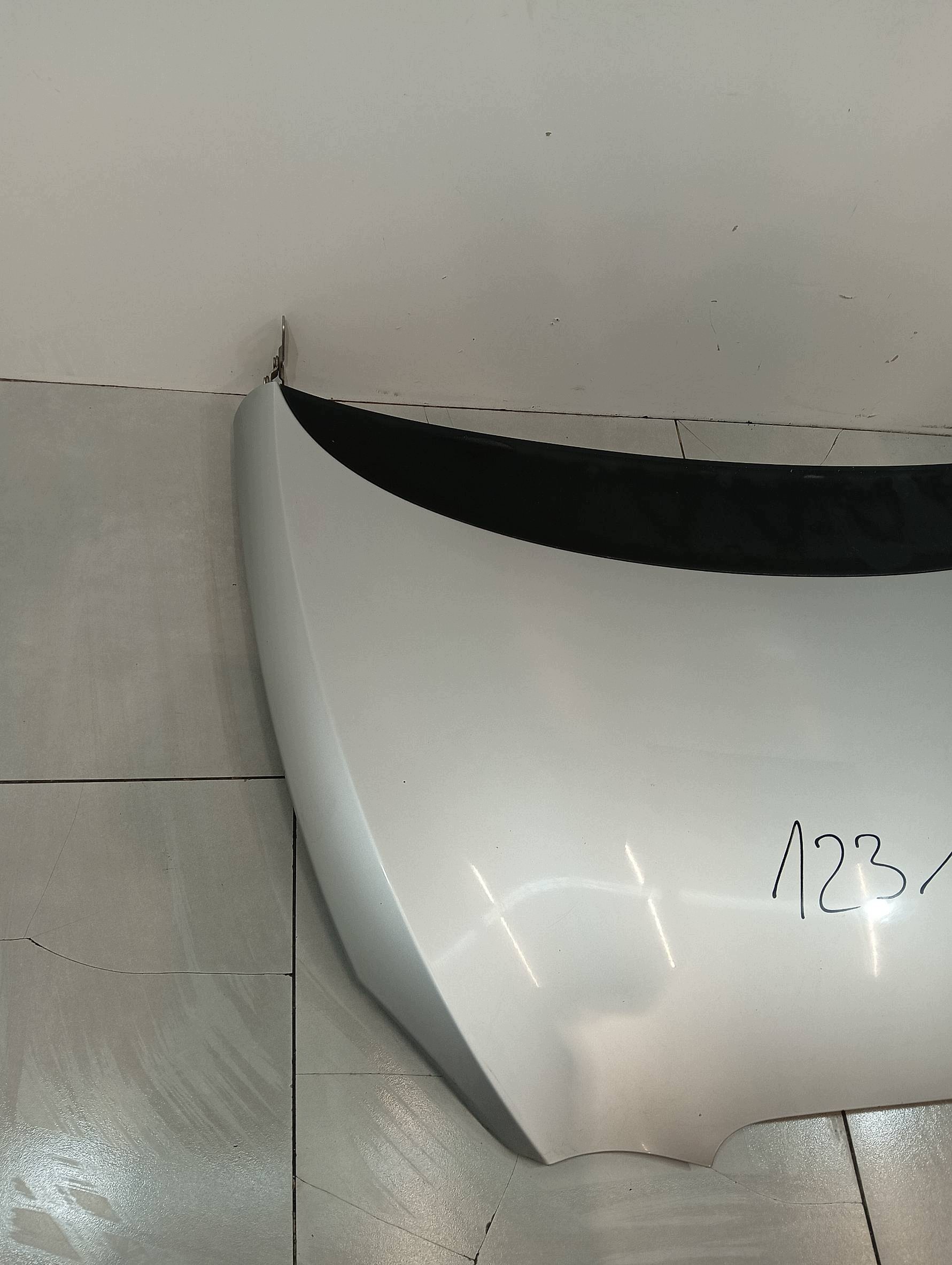 bonnet front SREBRNA LS7Y Seat Leon II (2005-2012)