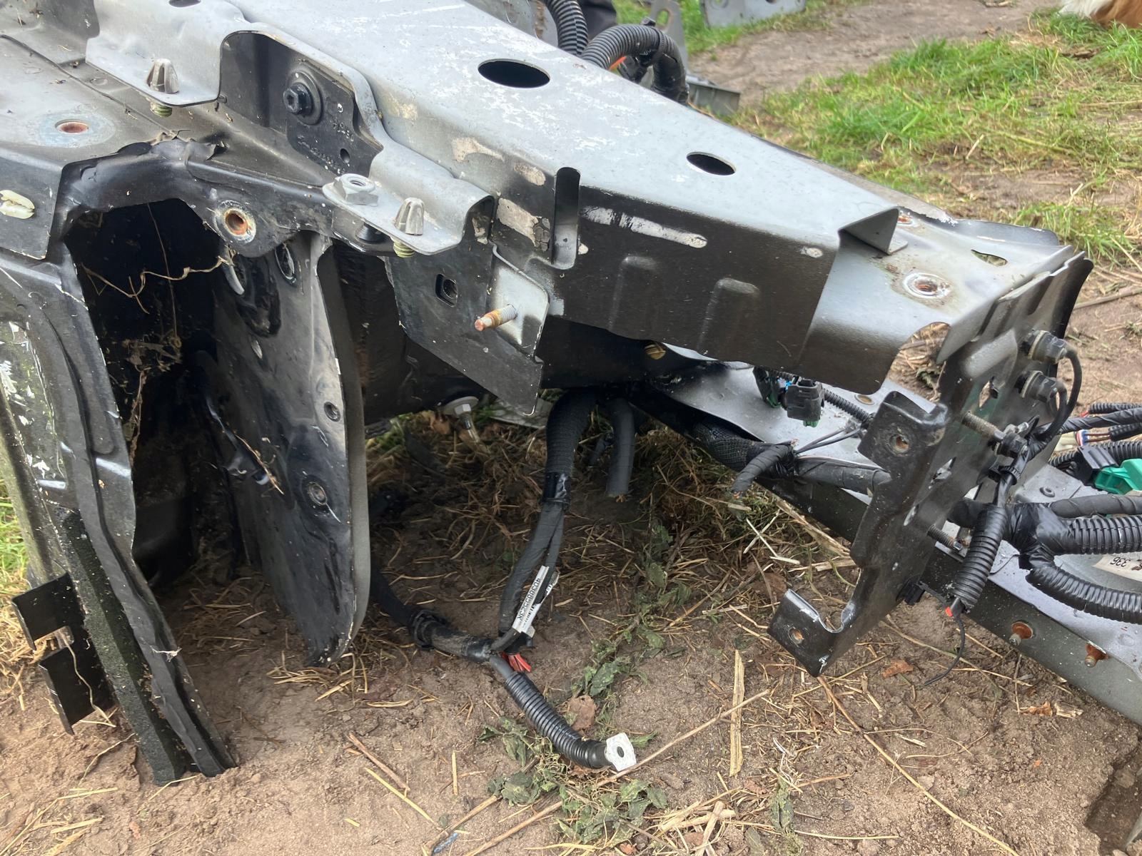 quarter left front RENAULT ZOE TEGNE