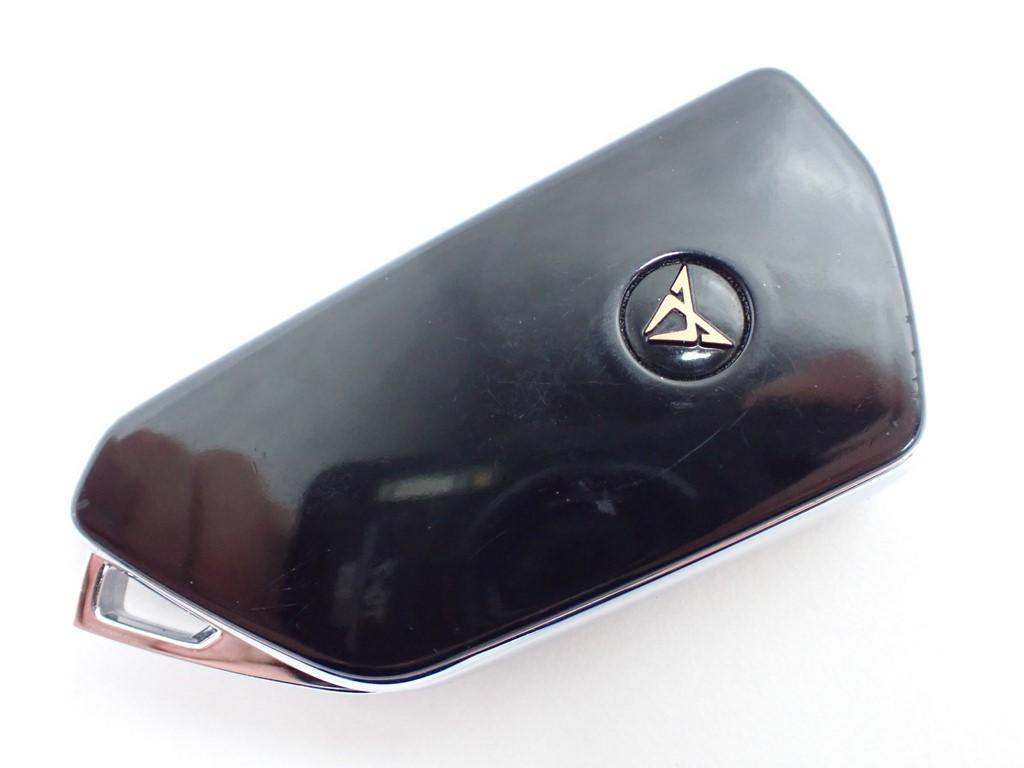 KLUCZYK KLUCZ PILOT ORYGINAŁ 5FA959752D CUPRA BORN 22R Wersja Europejska