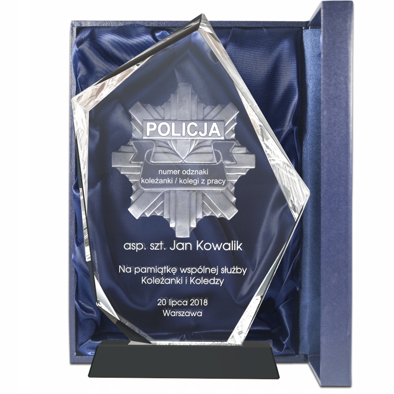 

dla policjanta emerytura grawer odznaki 3D