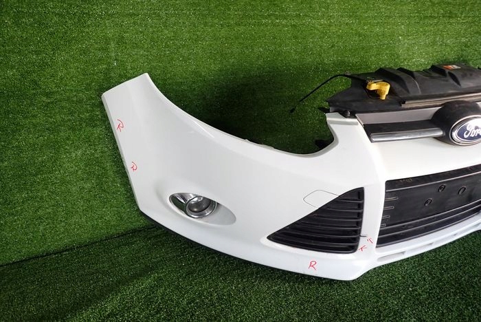 FORD FOCUS MK3 III 10- front bumper front