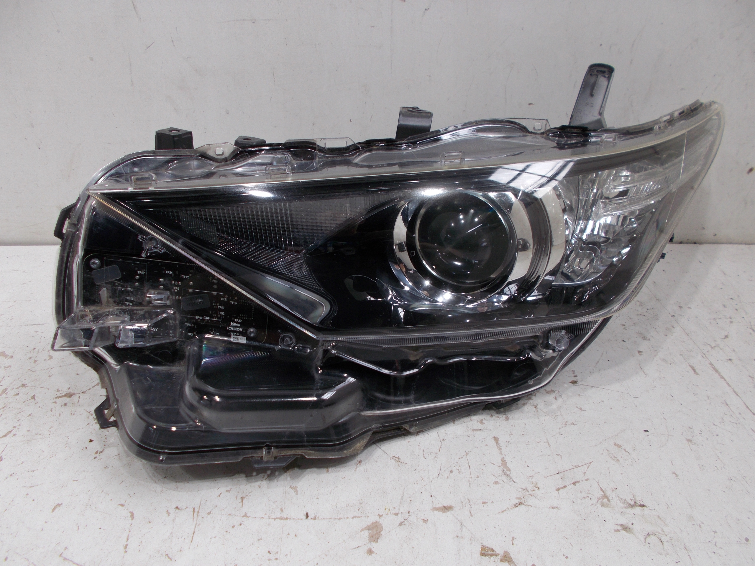 Frontscheinwerfer Toyota Auris E150 8115002K309 LED Links Scheinwerfer Headlight - Thumbnail 1
