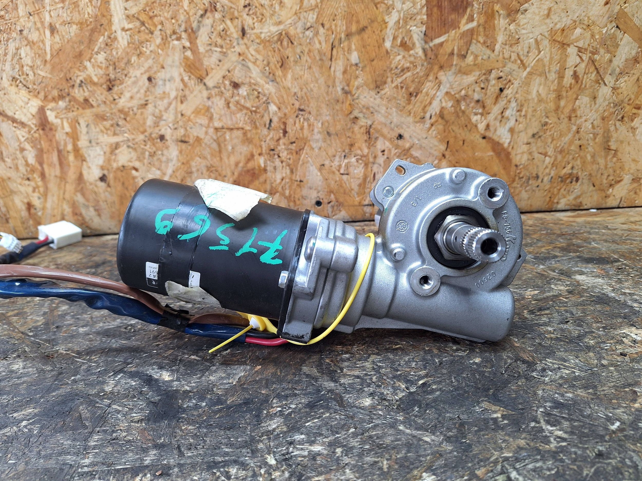 control electrics TOYOTA YARIS II 06-11 45200-0D100