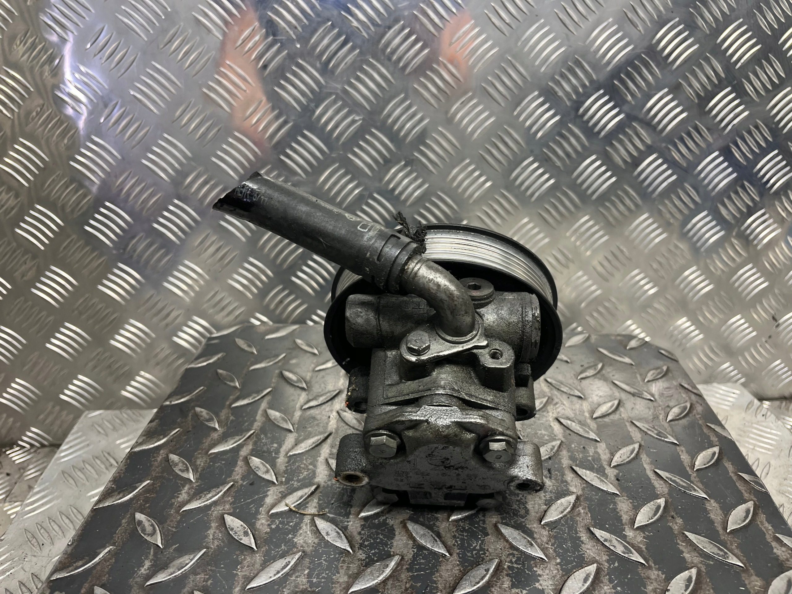 servo pump VOLKSWAGEN PHAETON 3D0422154F