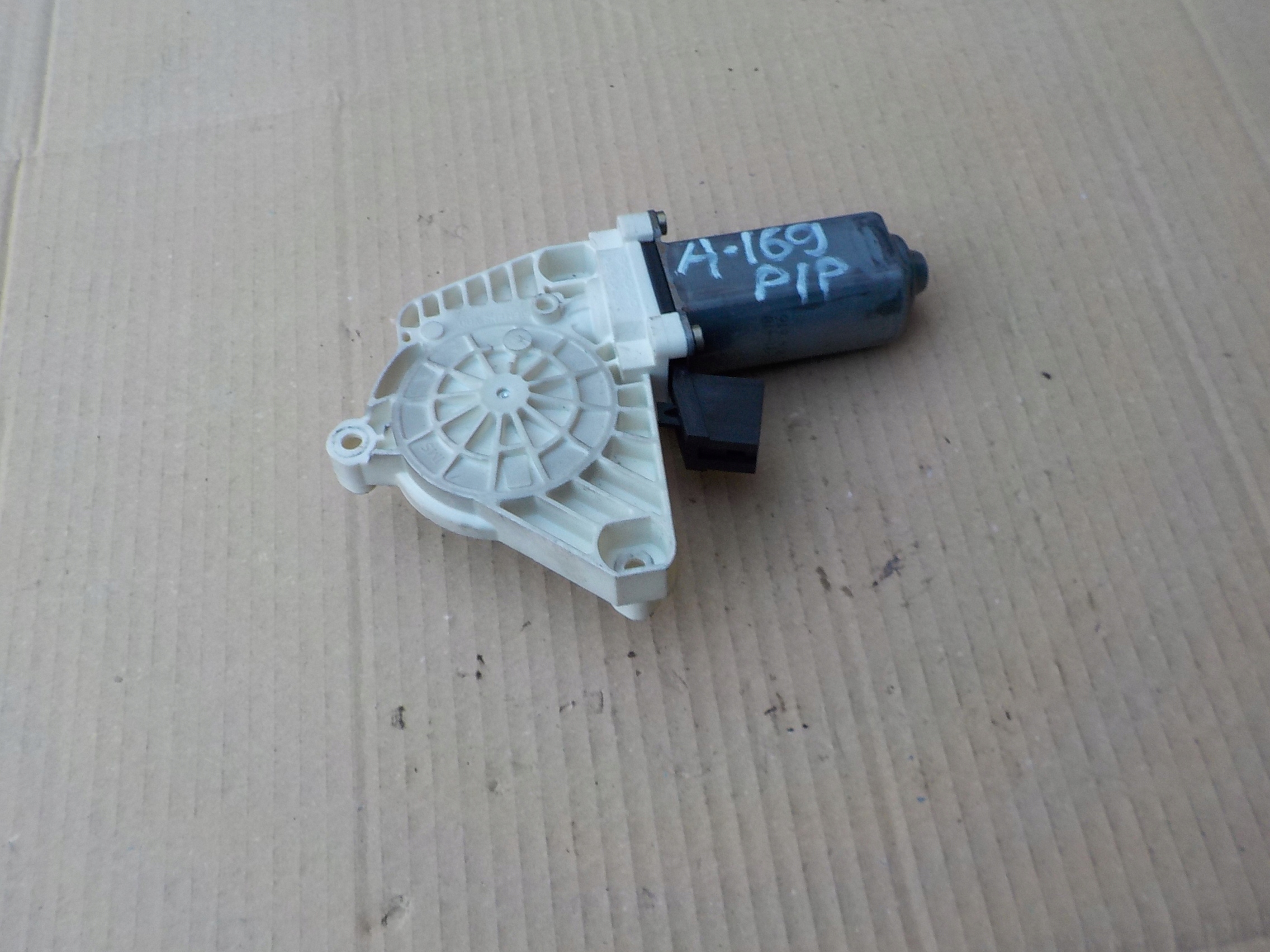 mini motor windows right front mercedes w169 2007r