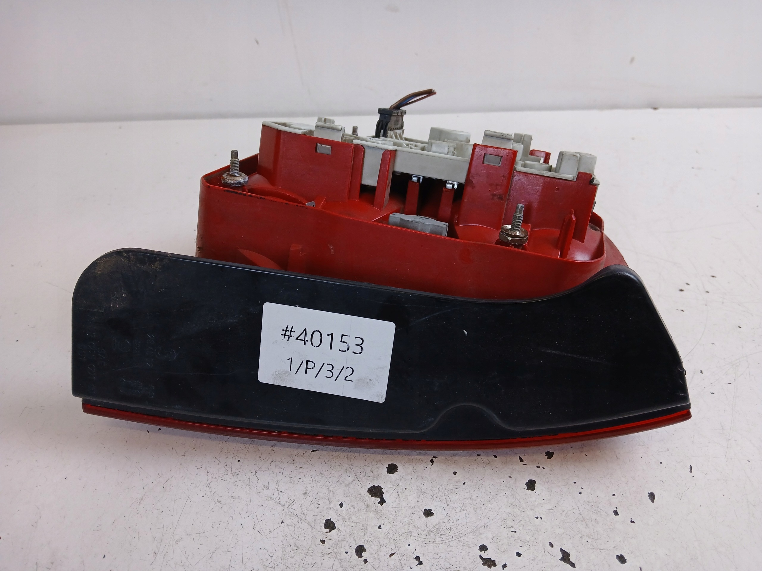 VW PASSAT B5 LIFT light right rear part sedan