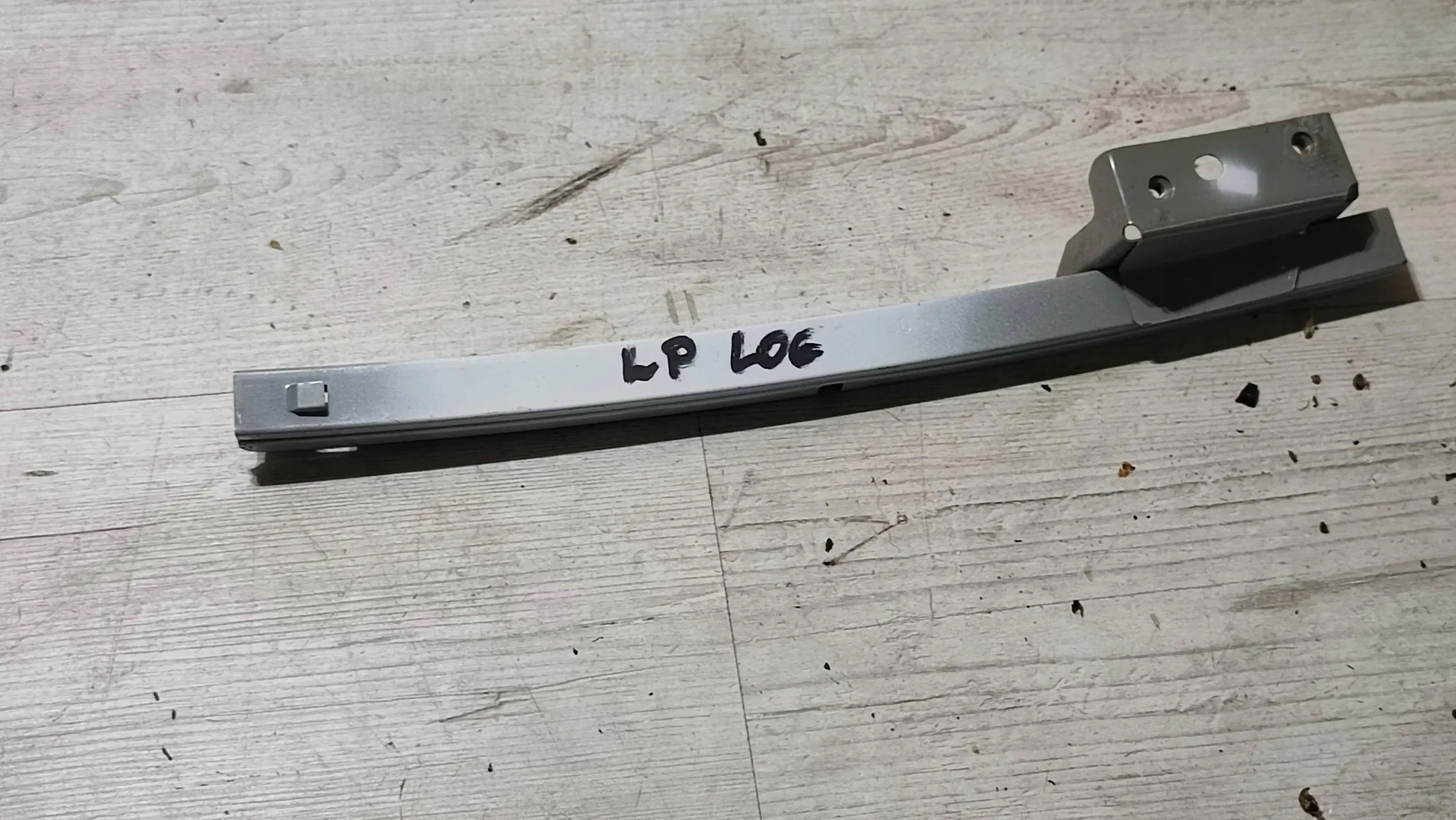 Dacia Logan II 2019r front side left moulding windows door