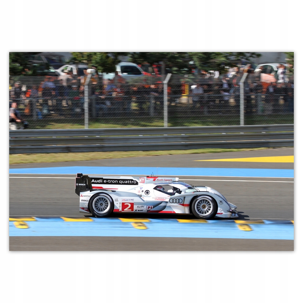 

Fototapety flizelina 312x219 Audi E-Tron Quattro