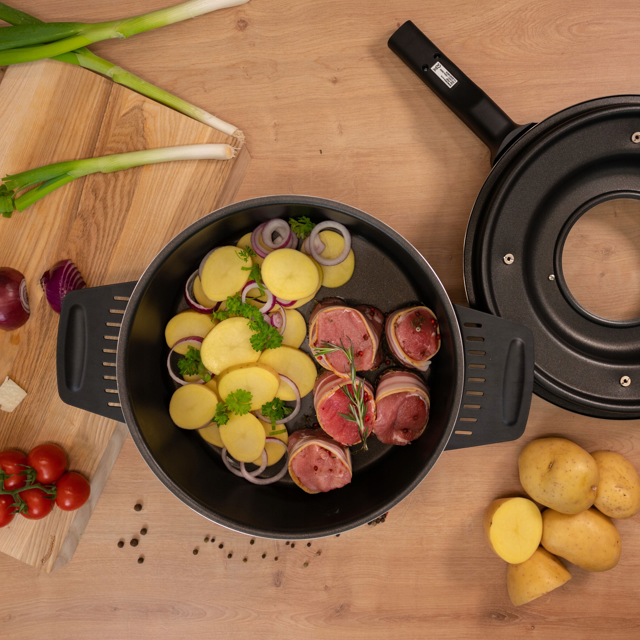 REMOSKA Prima P31F/01 Czeski Prodiż Garnek do Pieczenia 2 l / 2 osoby Moc 400 W