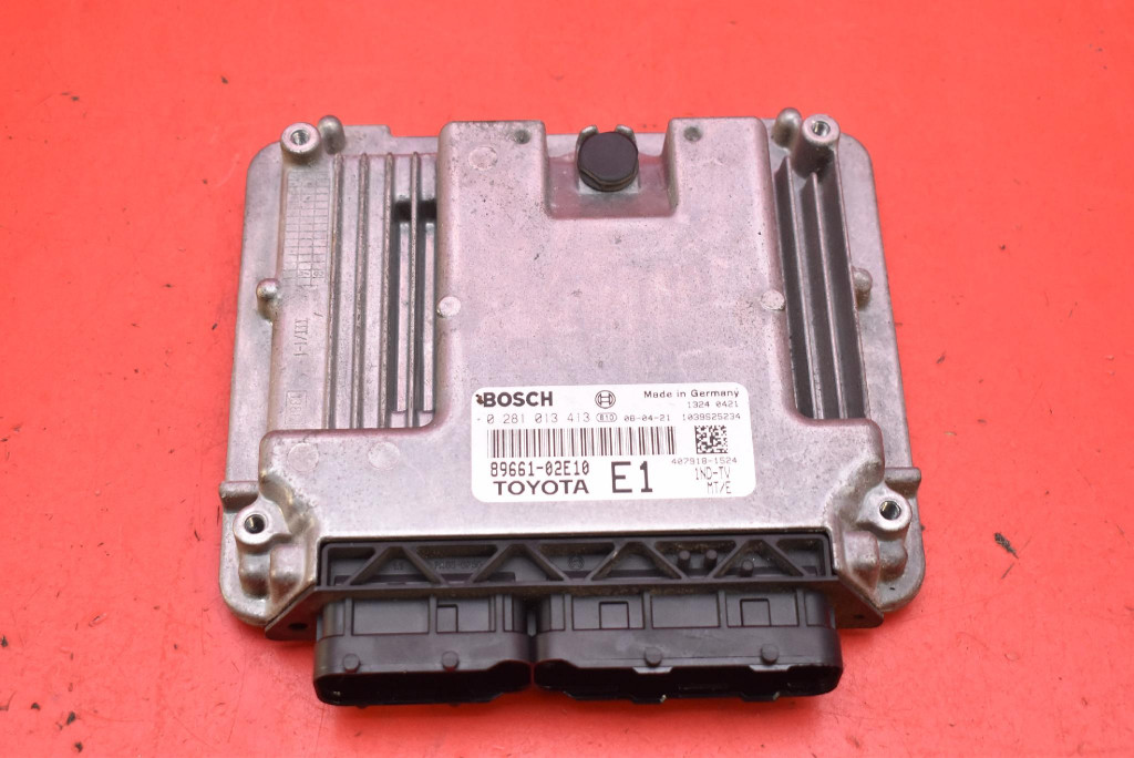 control unit computer of the engine 89661-02E10 TOYOTA COROLLA E140 1.4 D-4D 90 KM