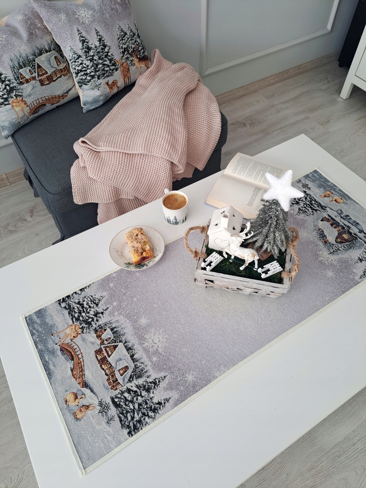 Běhoun 40x100 cm se zvířaty V14