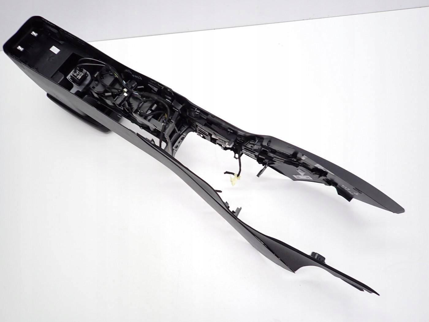 тунель подлокотник европа оригинал H1BB-A046B26-AD FORD PUMA II MK2 24R