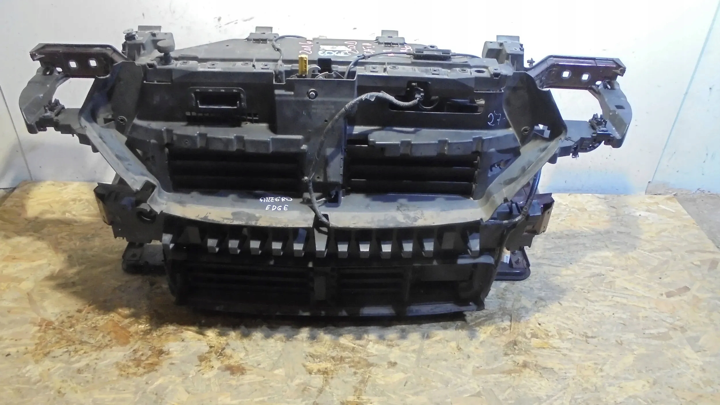 Передня панель передній Ford Edge Mk2 14- 2d