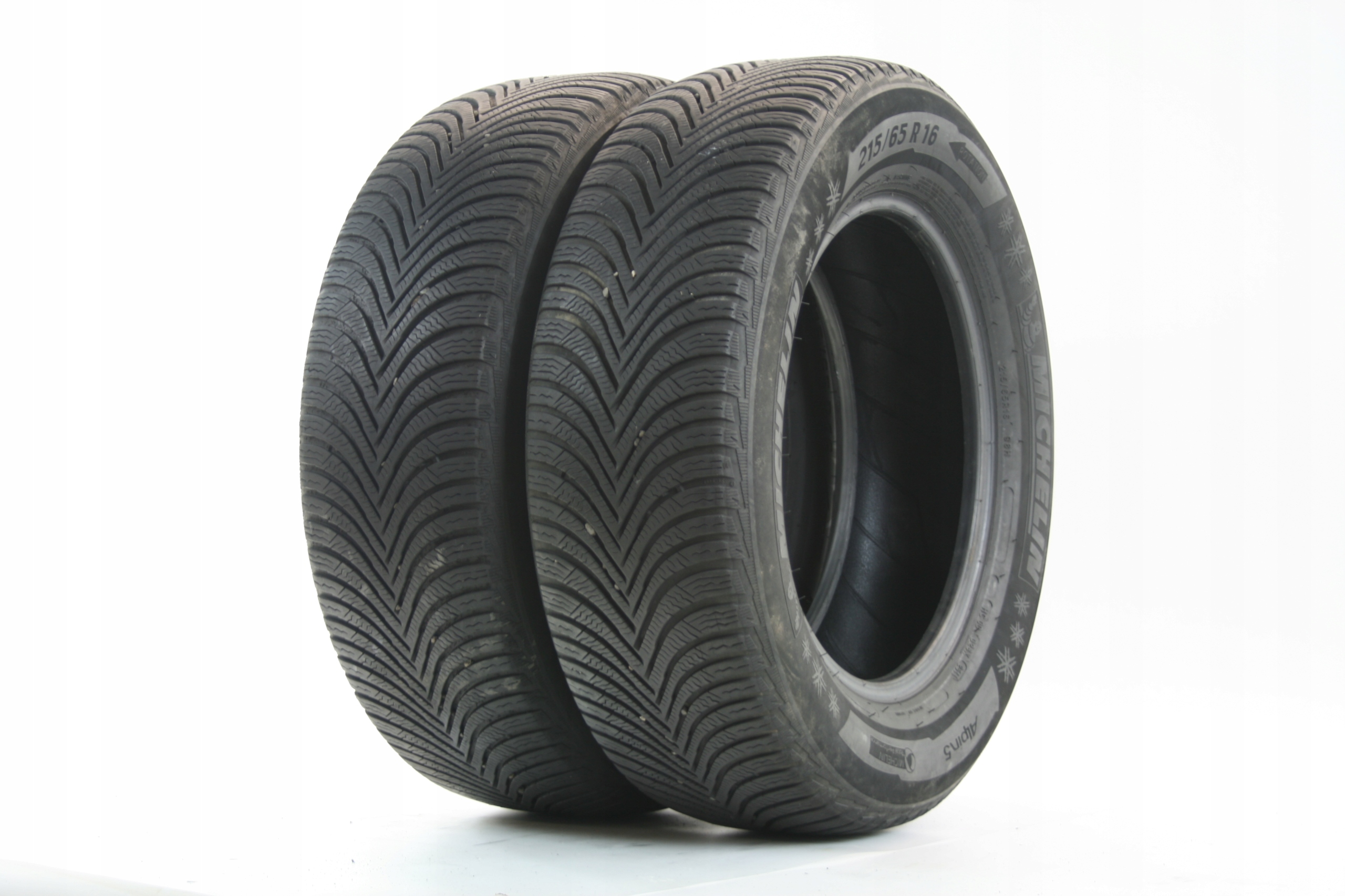 215/65R16 Michelin Alpin 5