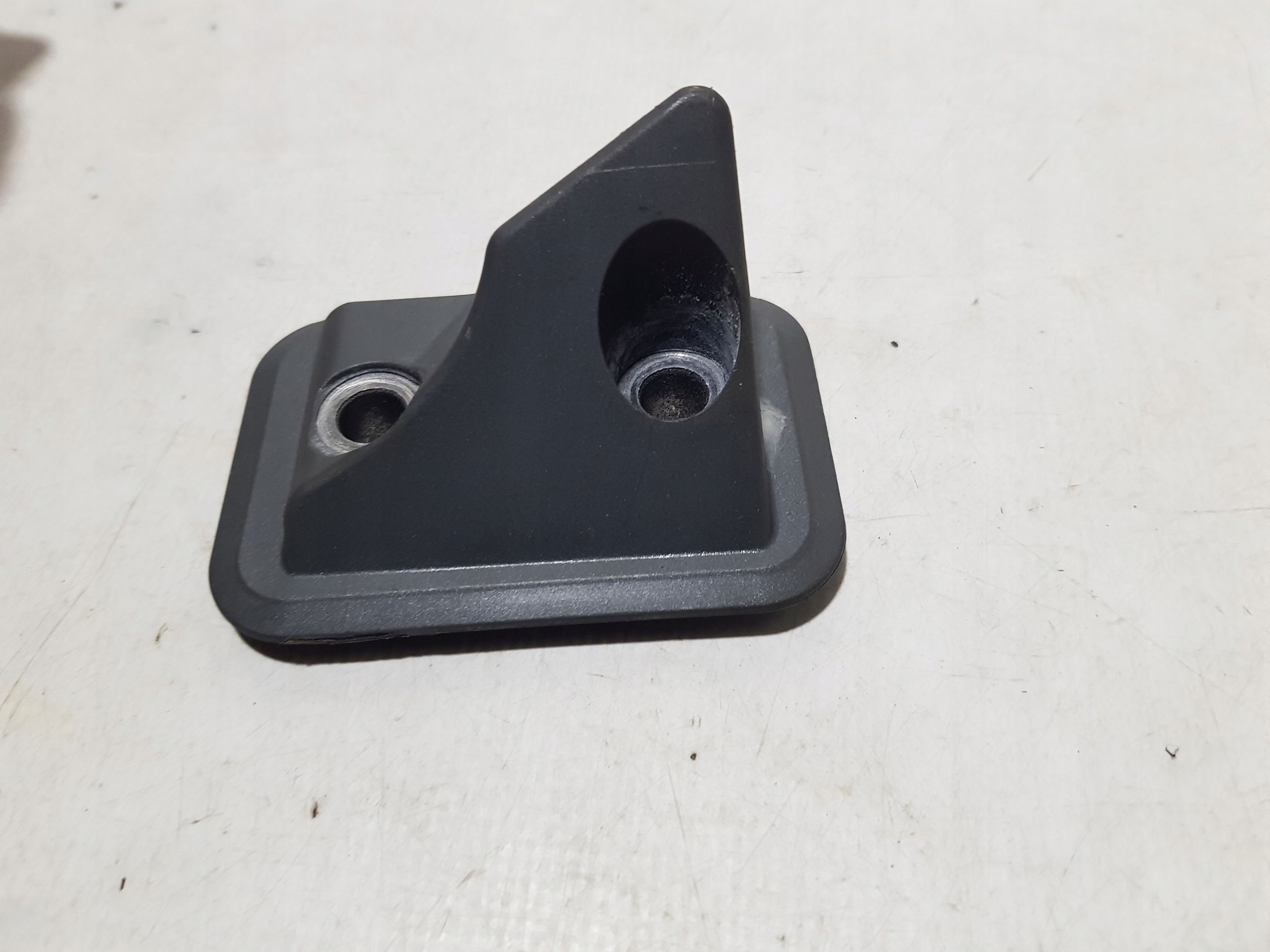 PROWADNICA tip bonnet left MERCEDES SL R230 A2307570103