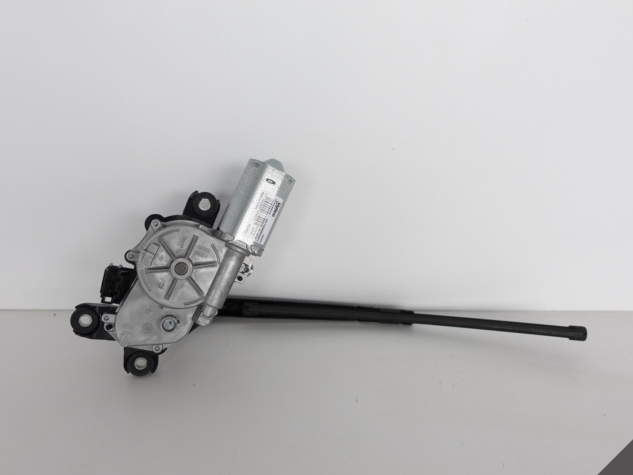 MERCEDES GLC X253 213 engine wiper arm rear part
