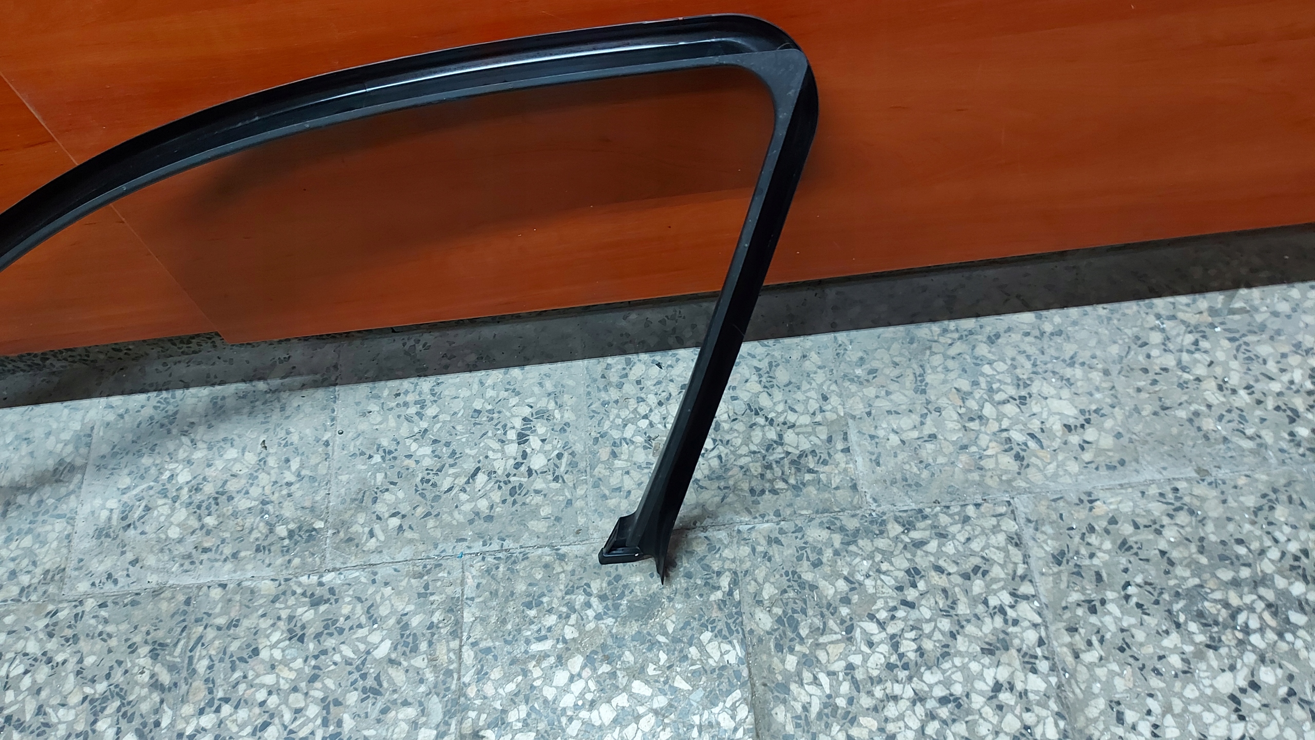 moulding cover frame door left front windows BMW 5 E60 E61