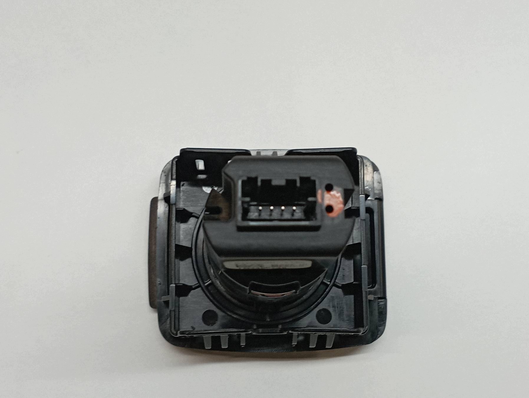 adapter USB MU5T-19J211-AA Lincoln Navigator IV (2017-2024)