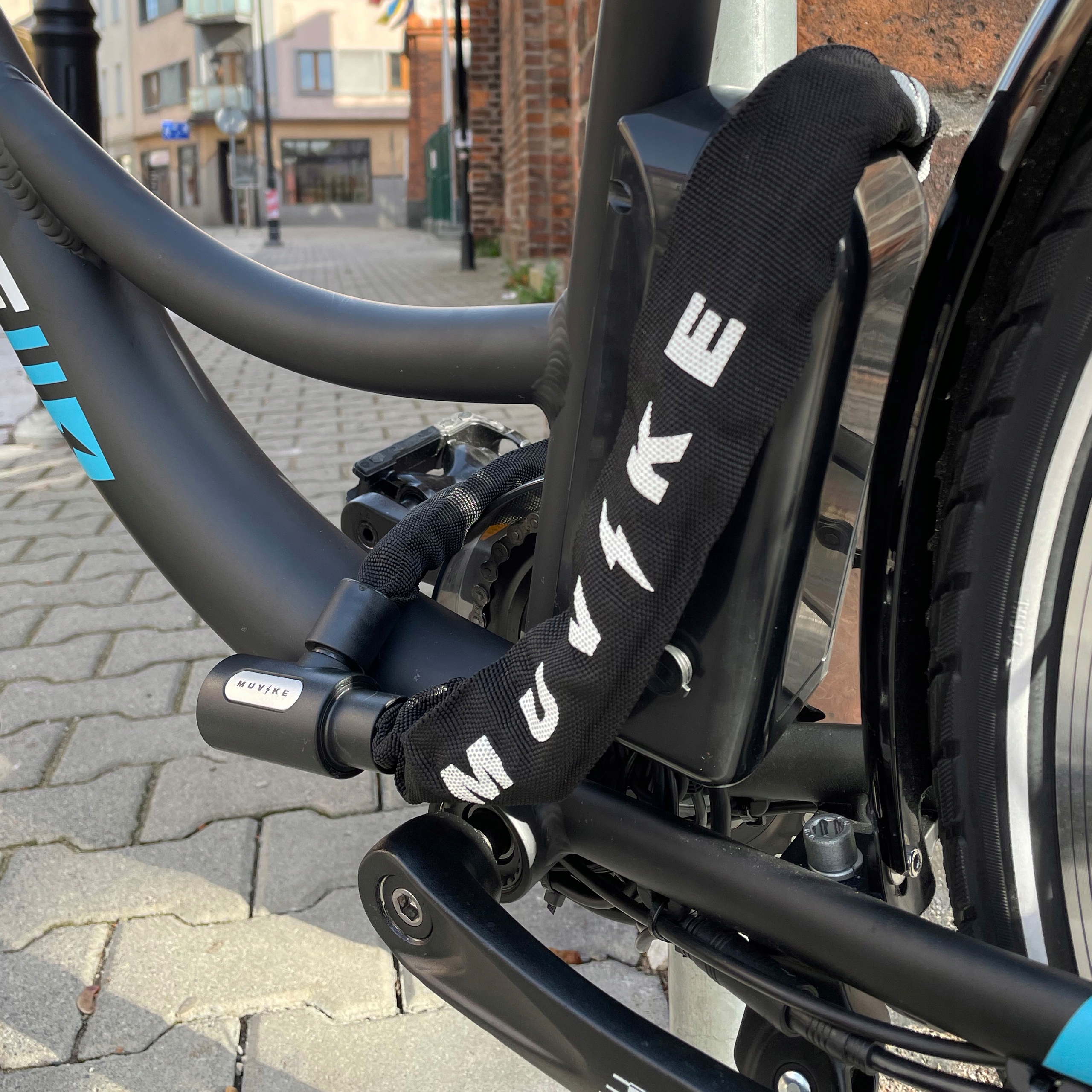 ZAPIĘCIE DO ROWERU ŁAŃCUCH BLOKADA DO ROWERU MUVIKE SOLID 1200/8K Model Solid 1200/8K